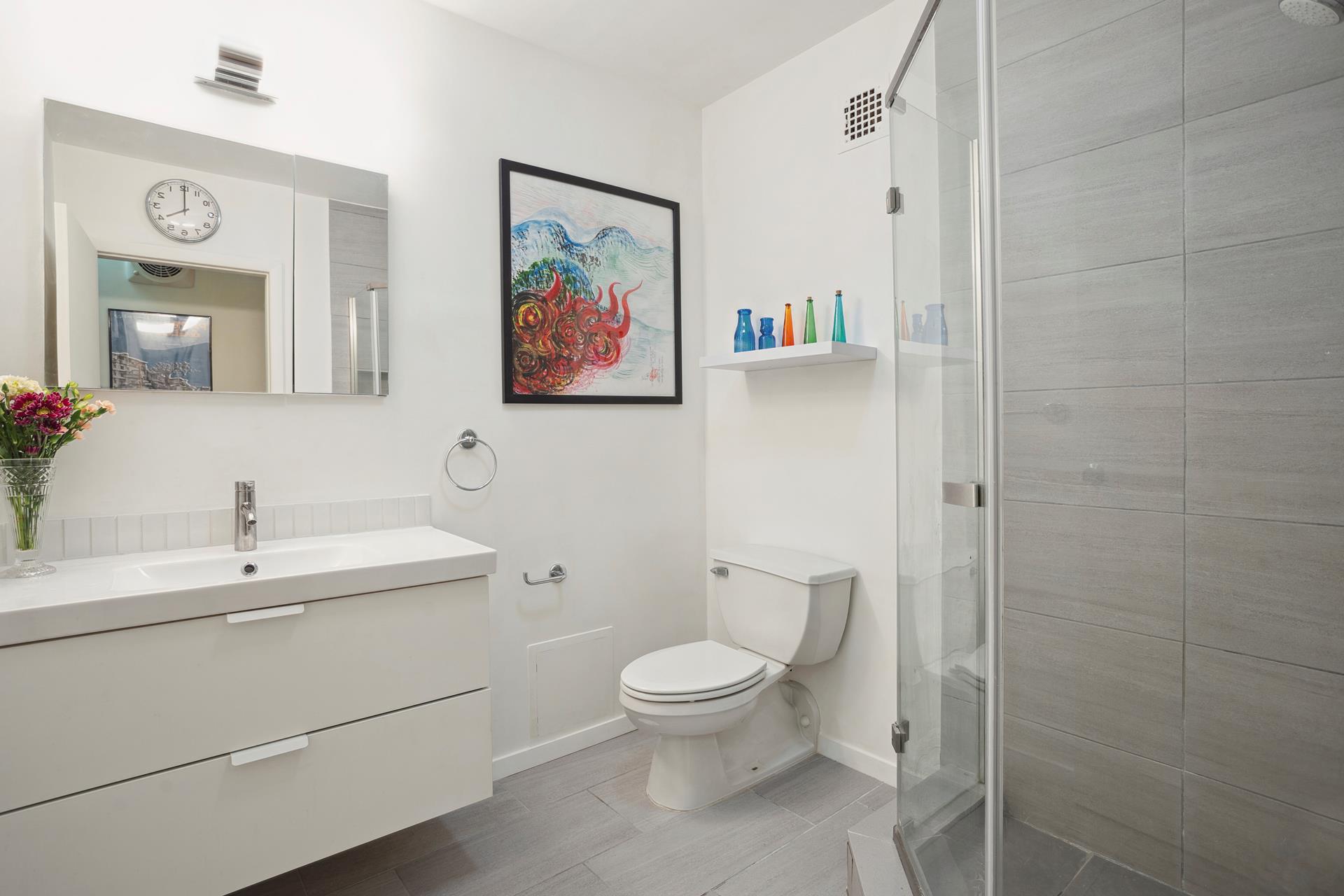 #5 photo, 176 BROADWAY, Financial District , NY 10038