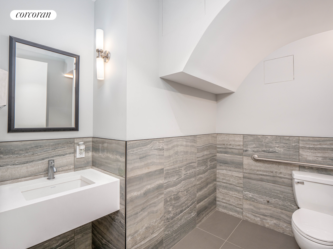 #10 photo, 70 W 36TH Street, マンハッタン Midtown , NY 10018