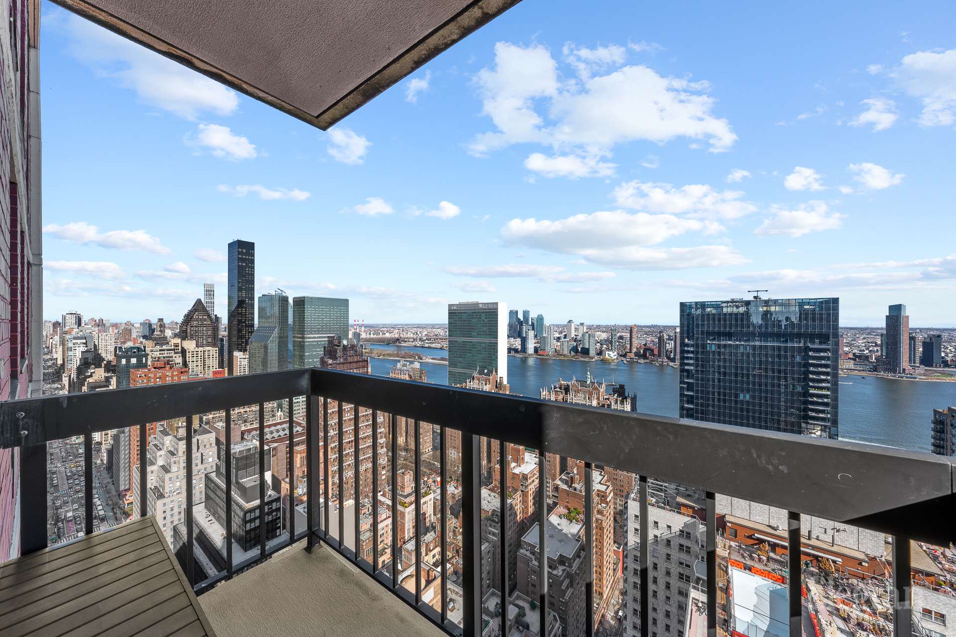 #11 photo, 250 E 40th Street, マンハッタン Murray Hill , NY 10016