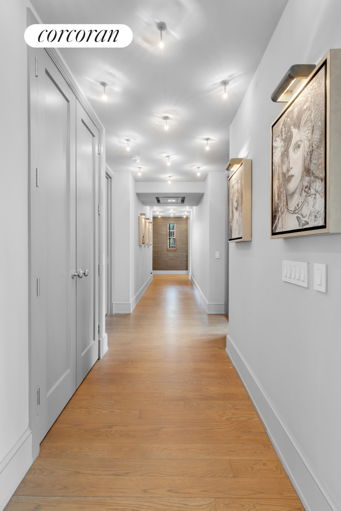 #18 photo, 130 W 30TH Street, マンハッタン Chelsea , NY 10001