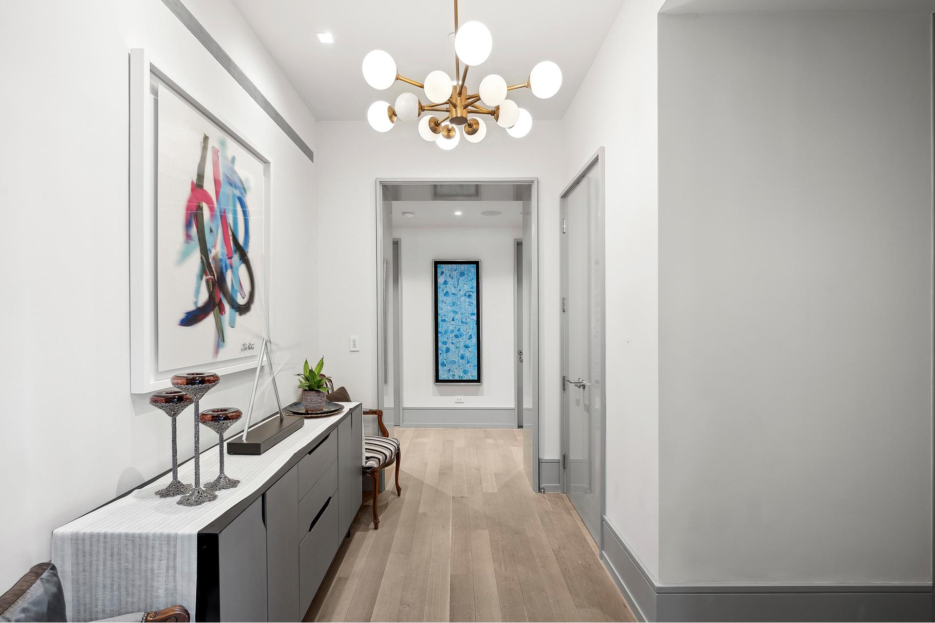 #21 photo, 215 SULLIVAN Street, マンハッタン Greenwich Village , NY 10012