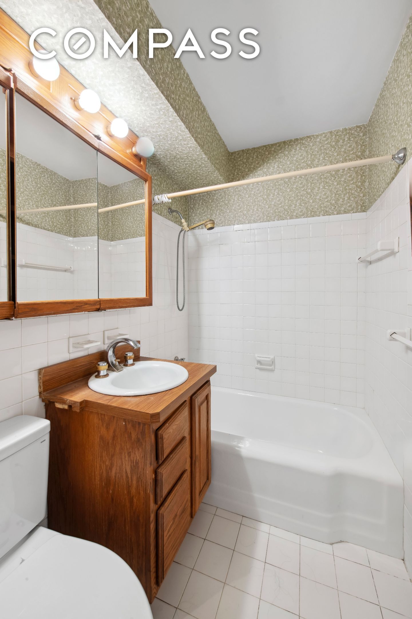 #14 photo, 311 E 71st Street, Lenox Hill , NY 10021