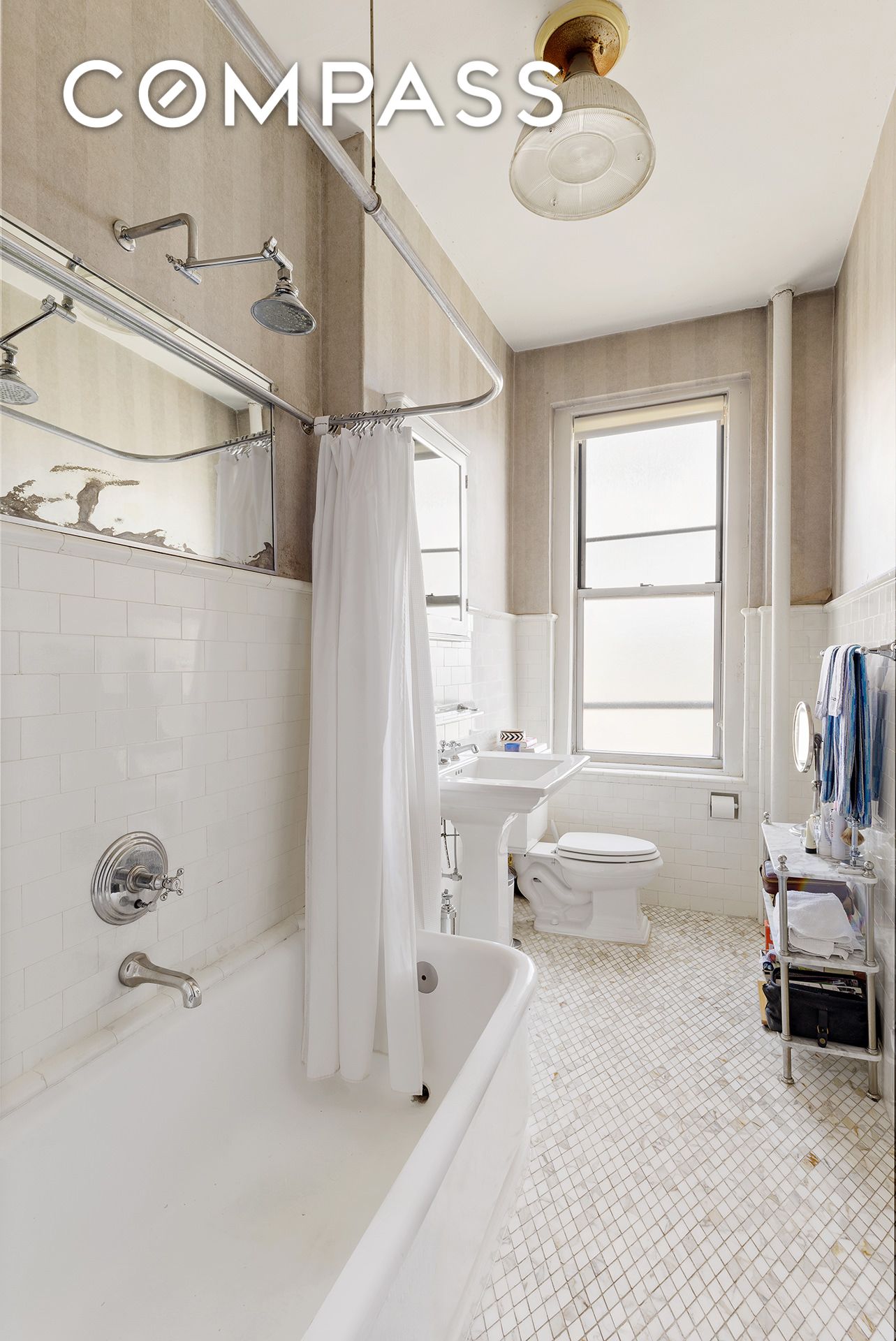 #11 photo, 800 Riverside Drive, Washington Heights , NY 10032