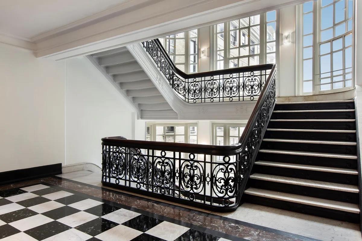 #8 photo, 2109 BROADWAY, マンハッタン Upper West Side , NY 10023