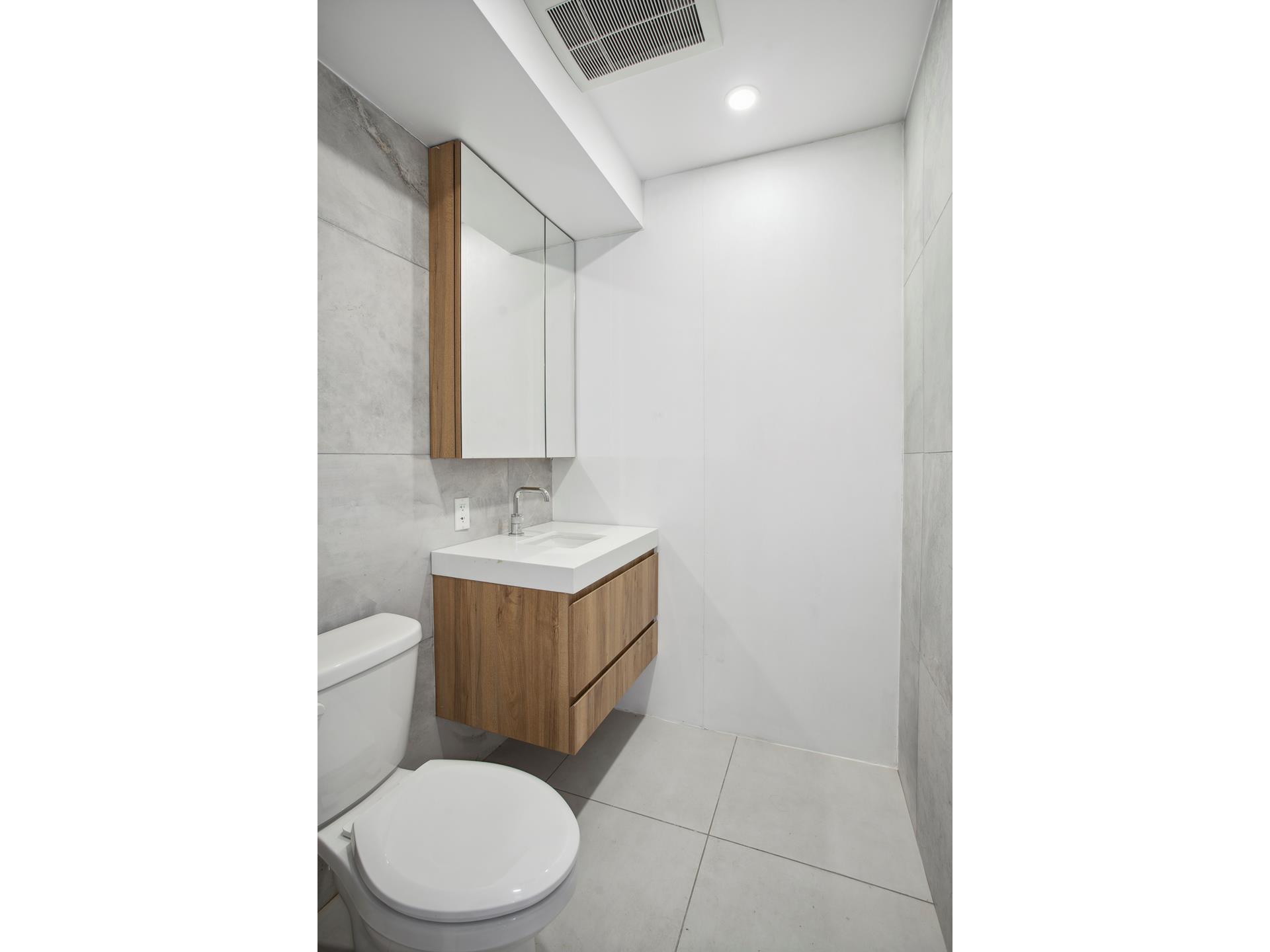 #13 photo, 54 DUPONT Street, ブルックリン区 Greenpoint , NY 11222