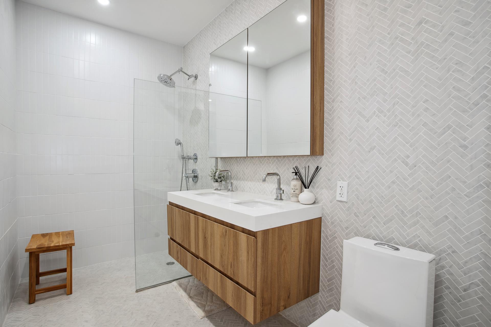 #15 photo, 54 DUPONT Street, ブルックリン区 Greenpoint , NY 11222