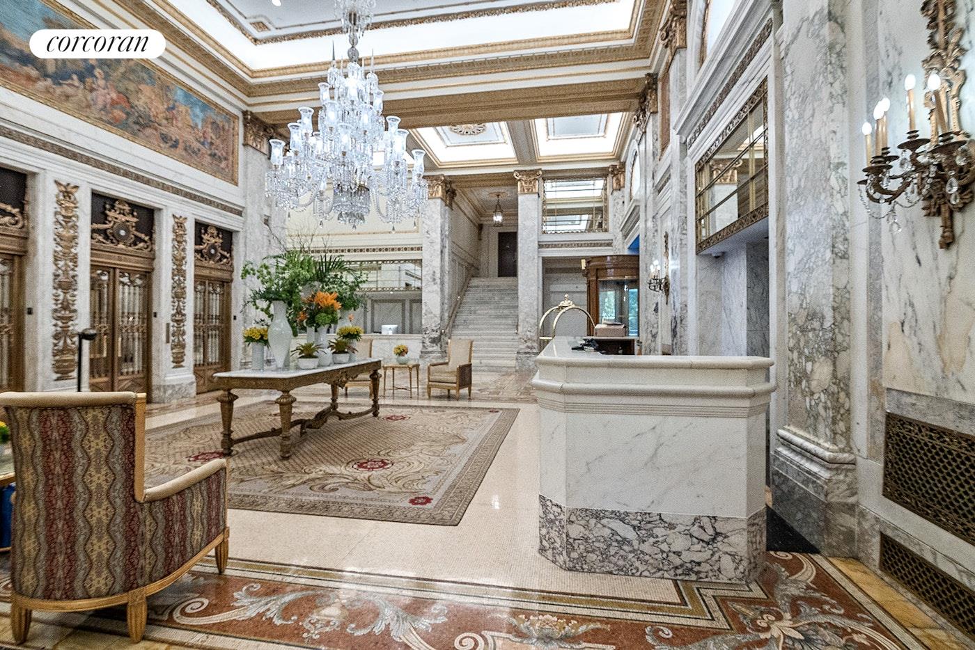 #3 photo, 1 CENTRAL Park S, マンハッタン Central Park South , NY 10019