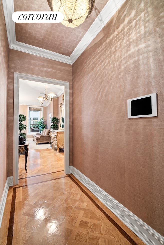 #7 photo, 1 CENTRAL Park S, マンハッタン Central Park South , NY 10019