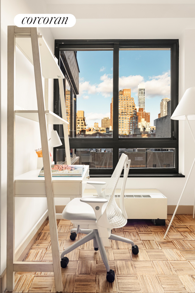 #10 photo, 100 UNITED NATIONS Plaza, マンハッタン Turtle Bay , NY 10017