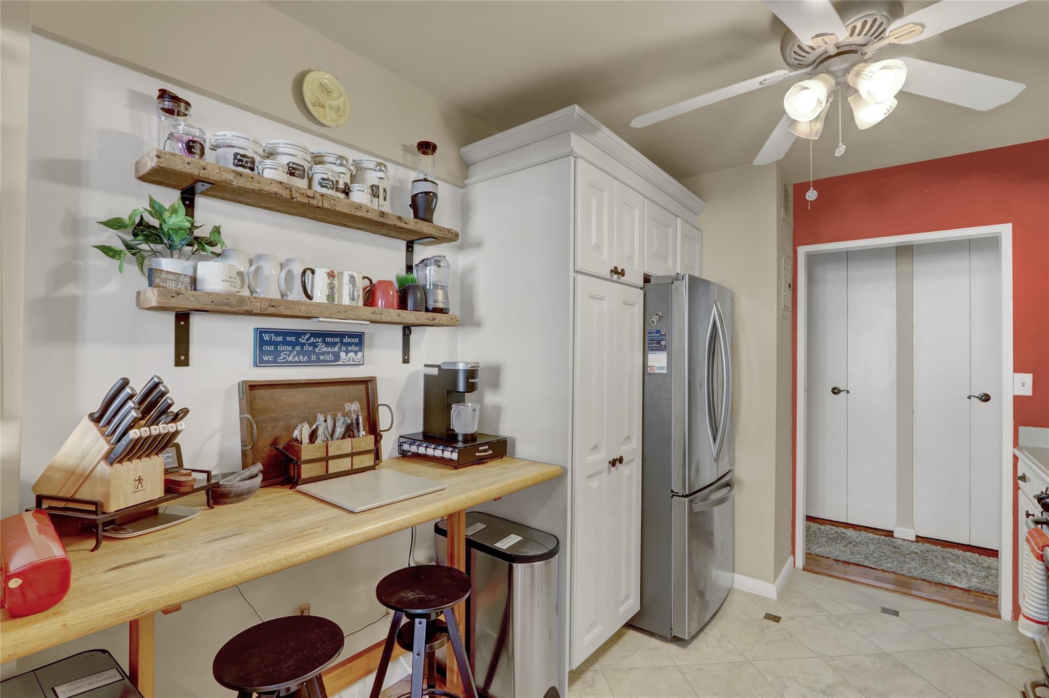 #10 photo, 700 Shore Road, מחוז נסאו Long Beach , NY 11561