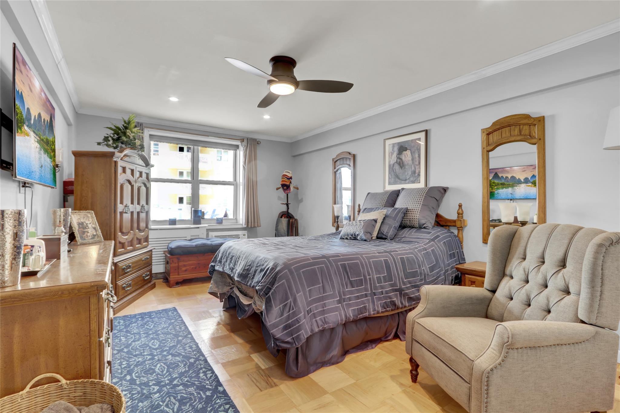 #12 photo, 700 Shore Road, מחוז נסאו Long Beach , NY 11561