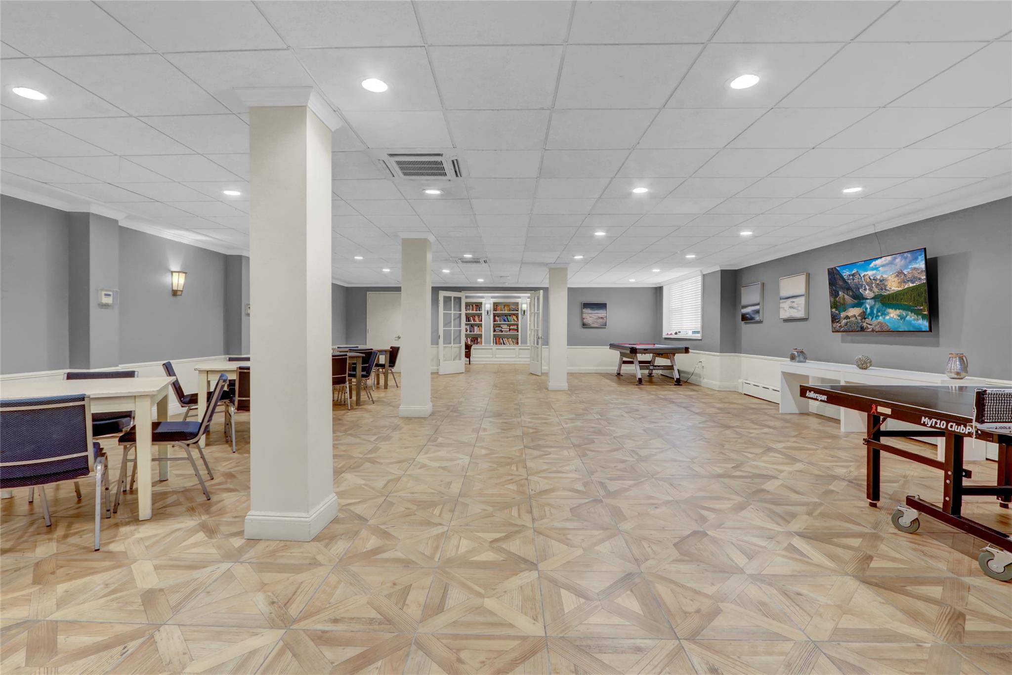 #20 photo, 700 Shore Road, מחוז נסאו Long Beach , NY 11561