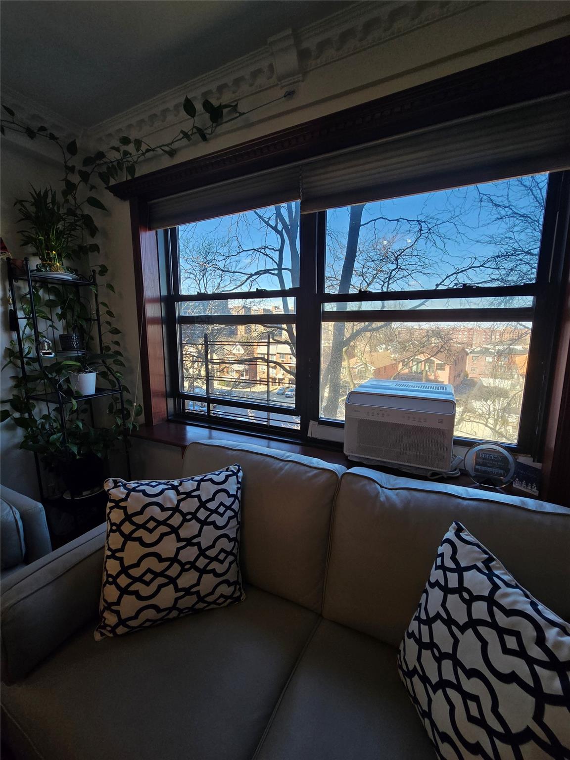 #6 photo, 99-60 63rd Road, Куинс ‖ Rego Park , NY 11374