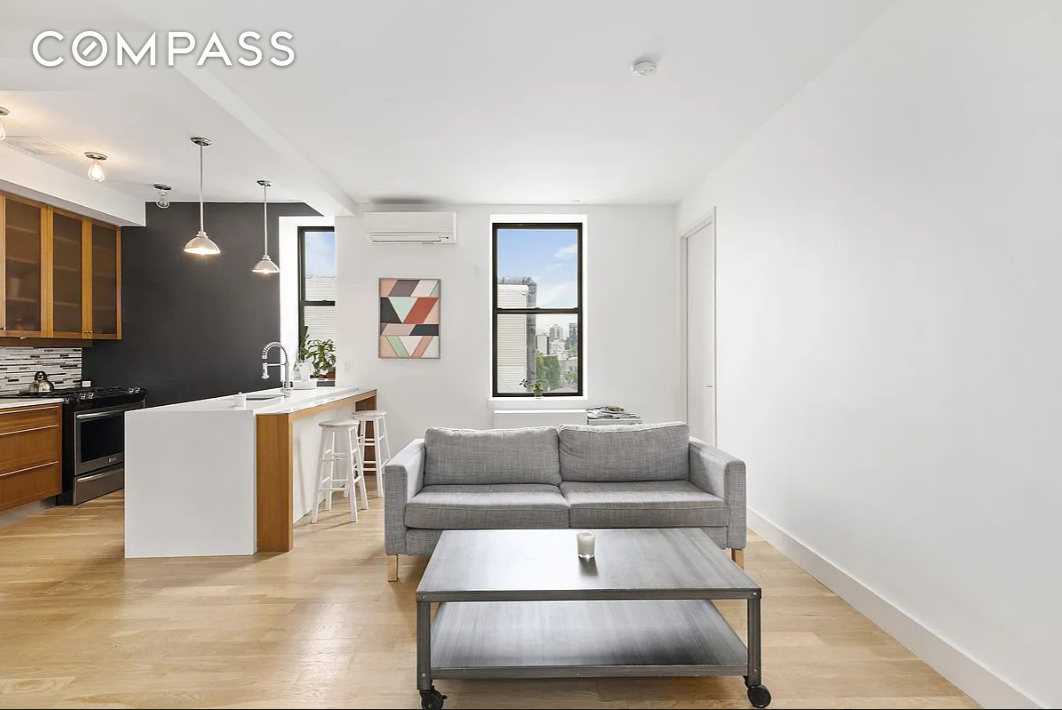 #1 photo, 573 Metropolitan Avenue, Williamsburg , NY 11211