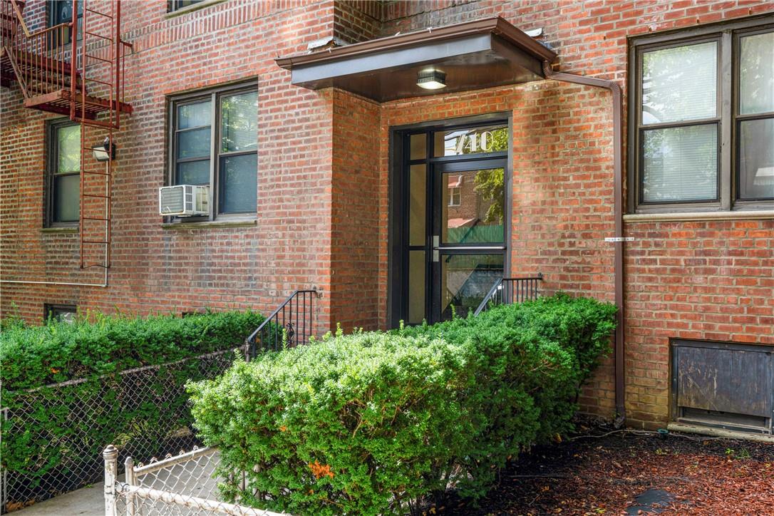 #17 photo, 740 E 232nd Street, 布朗士 Bronx , NY 10466