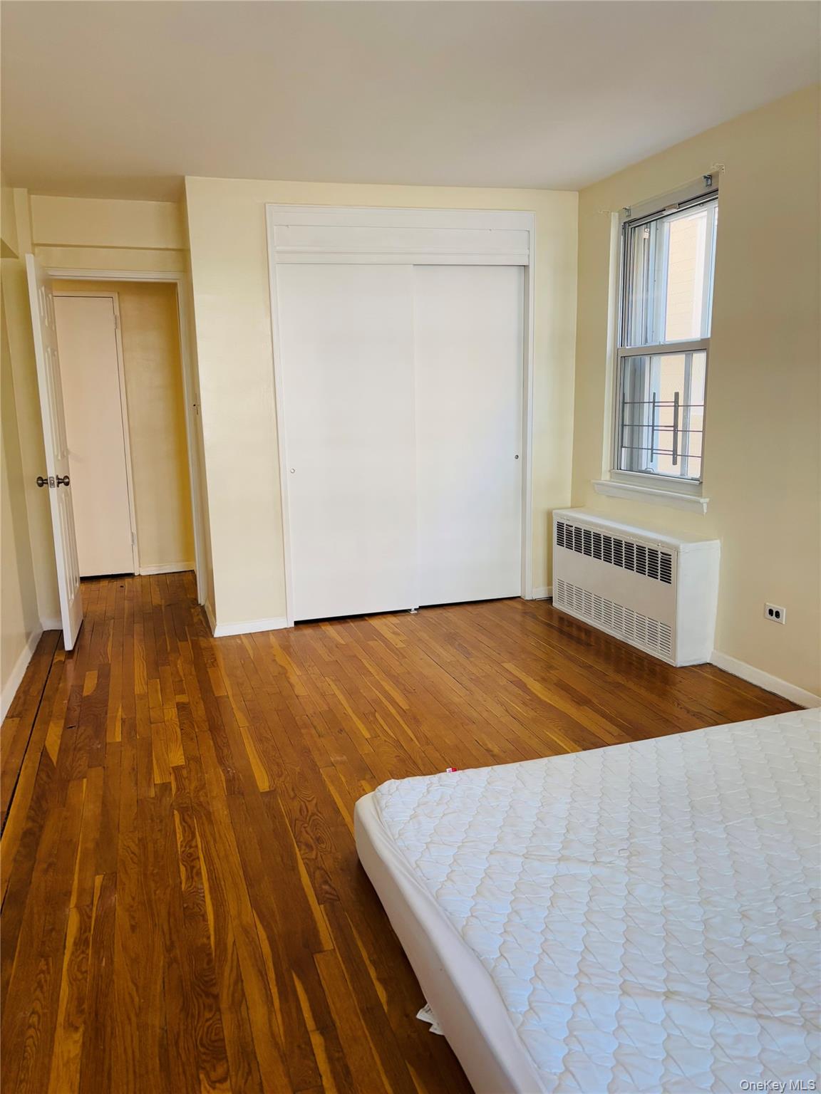 #15 photo, 241-20 Northern Blvd, कुईंस Douglaston , NY 11362