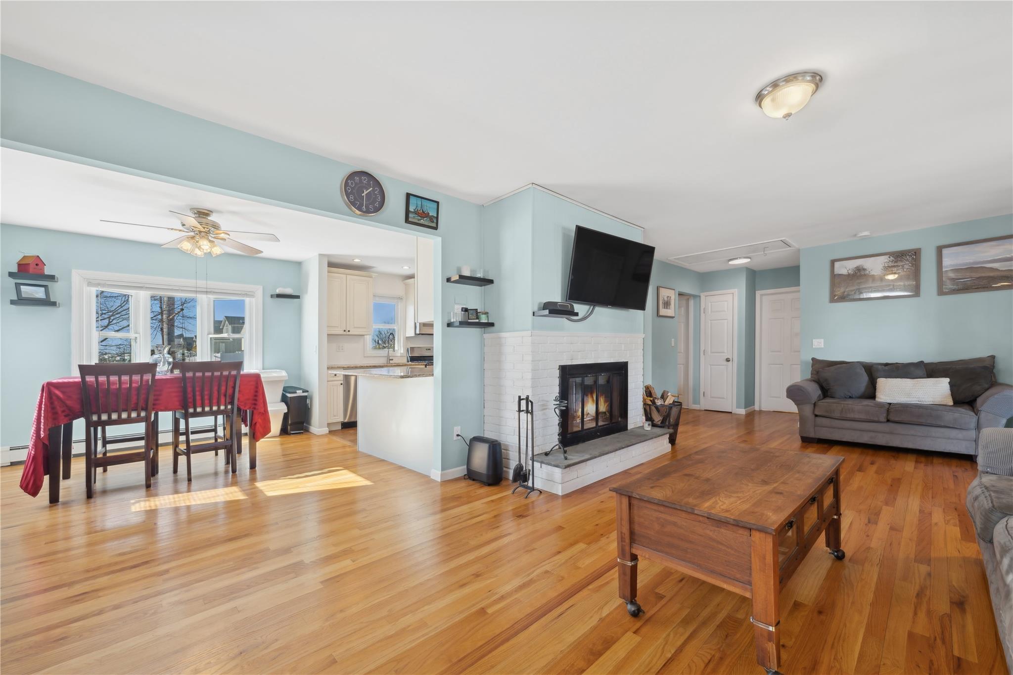 #11 photo, 95 S Bay Drive, Babylon , NY 11702