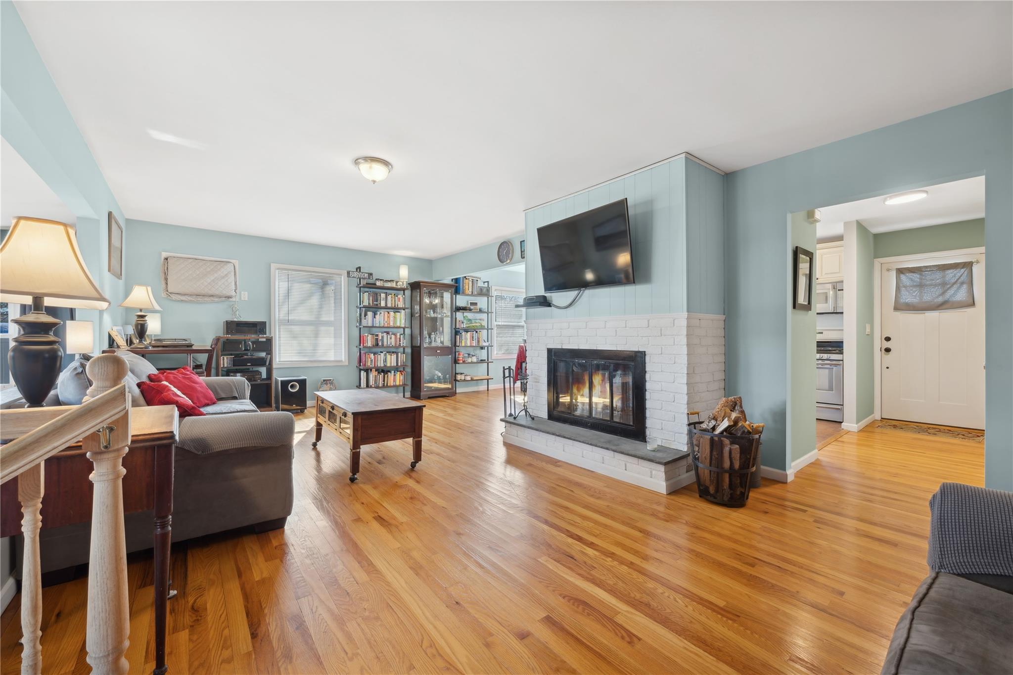 #14 photo, 95 S Bay Drive, Babylon , NY 11702