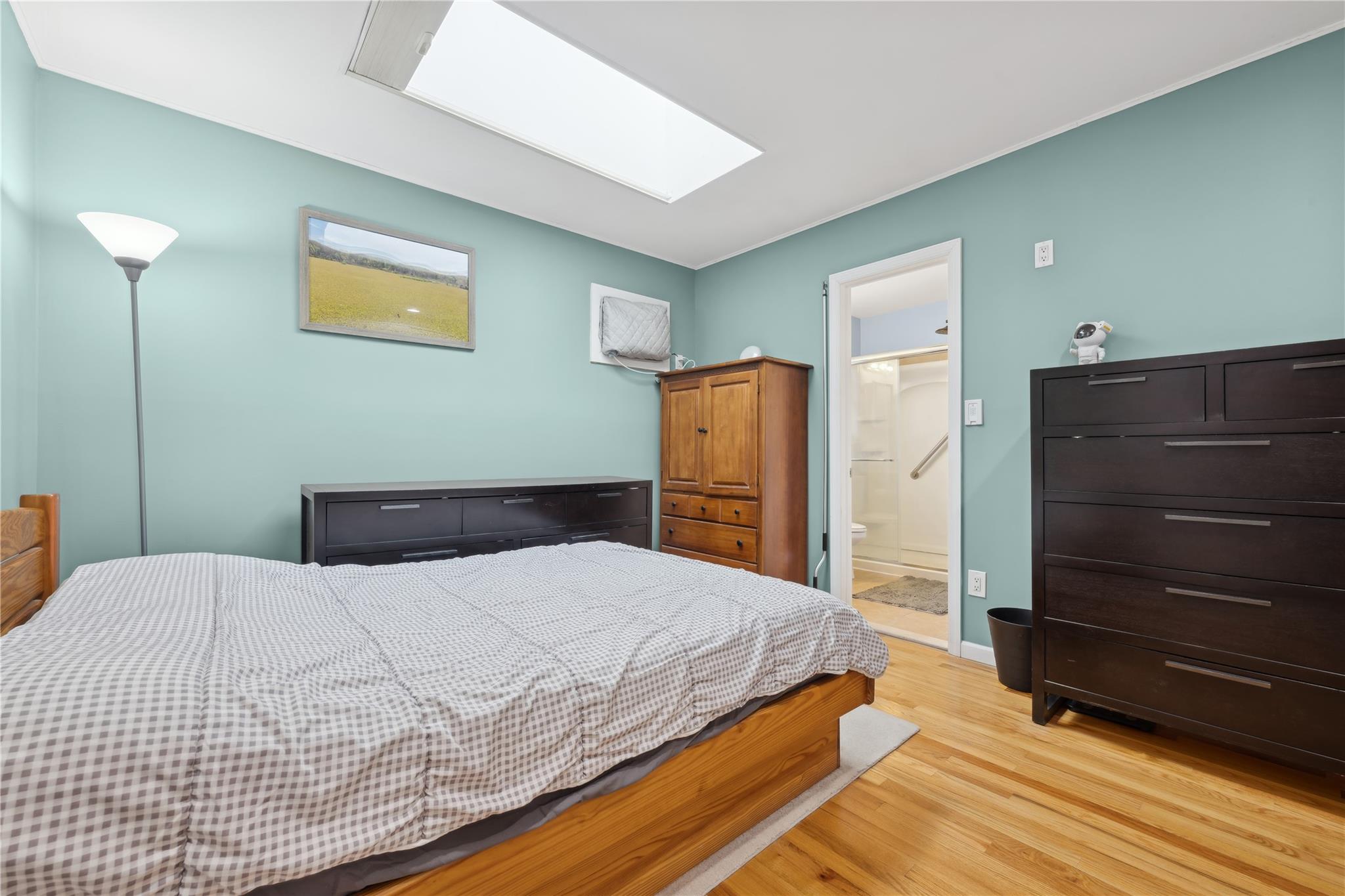 #19 photo, 95 S Bay Drive, Babylon , NY 11702