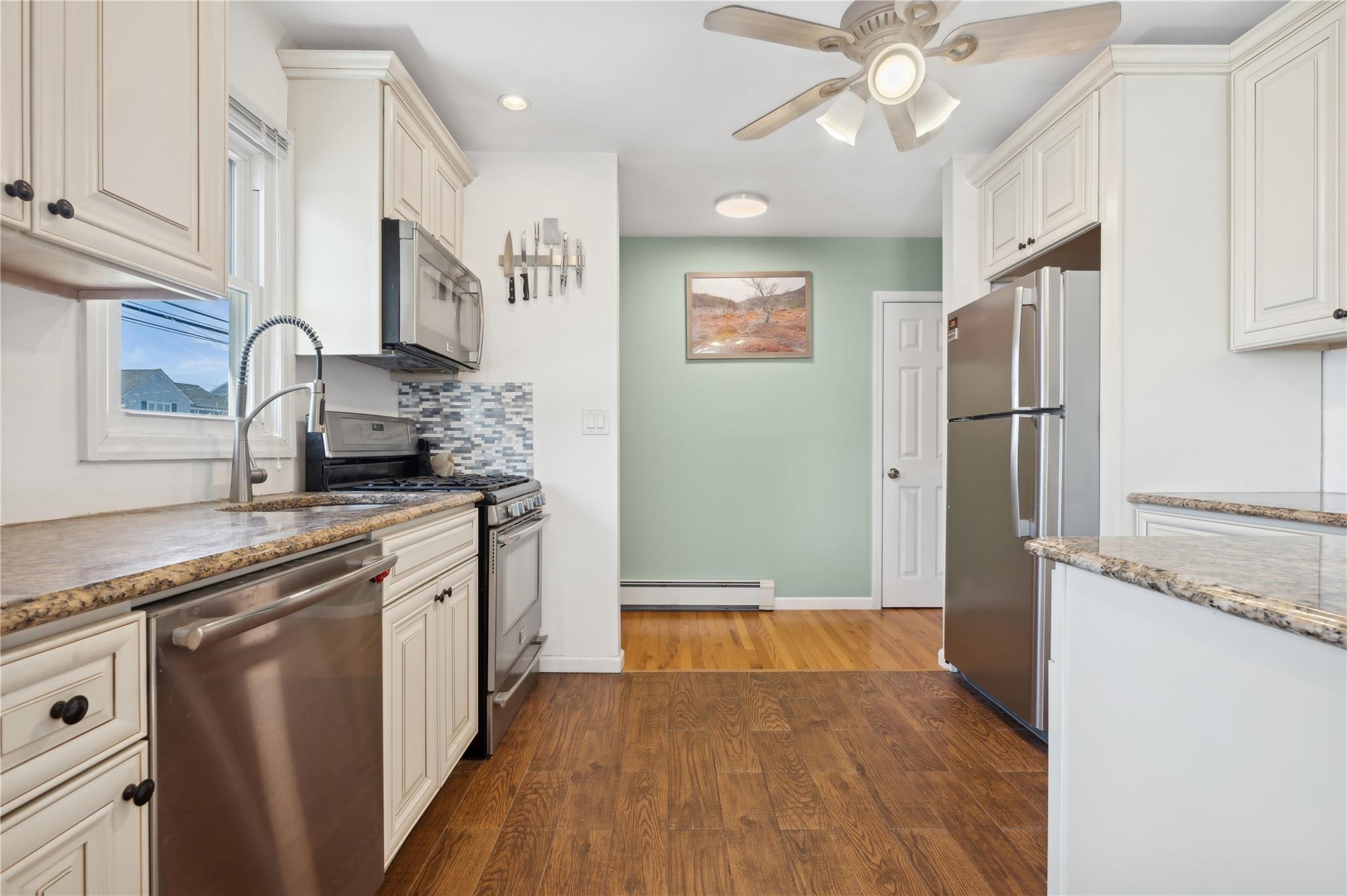 #9 photo, 95 S Bay Drive, Babylon , NY 11702