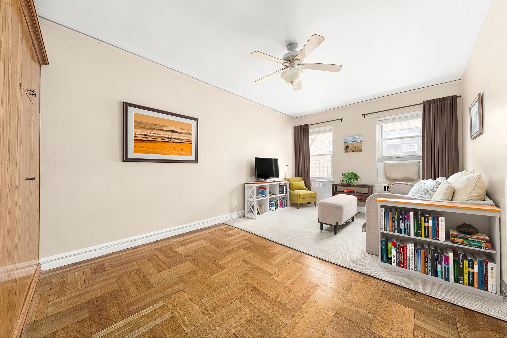 #1 photo, 161 E 88TH Street, Carnegie Hill , NY 10128