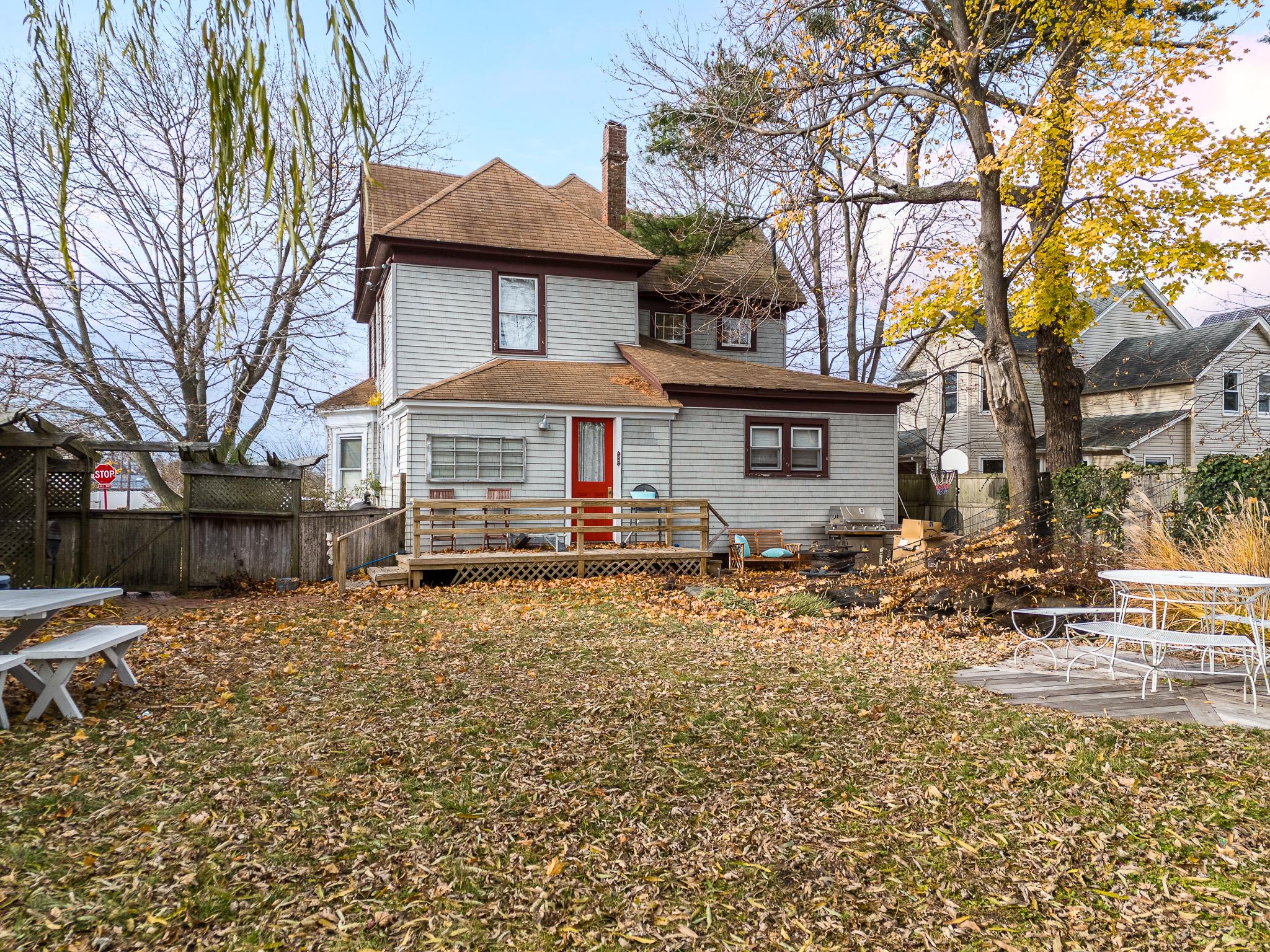 #8 photo, Mulford Street, サフォーク郡 Patchogue , NY 11772