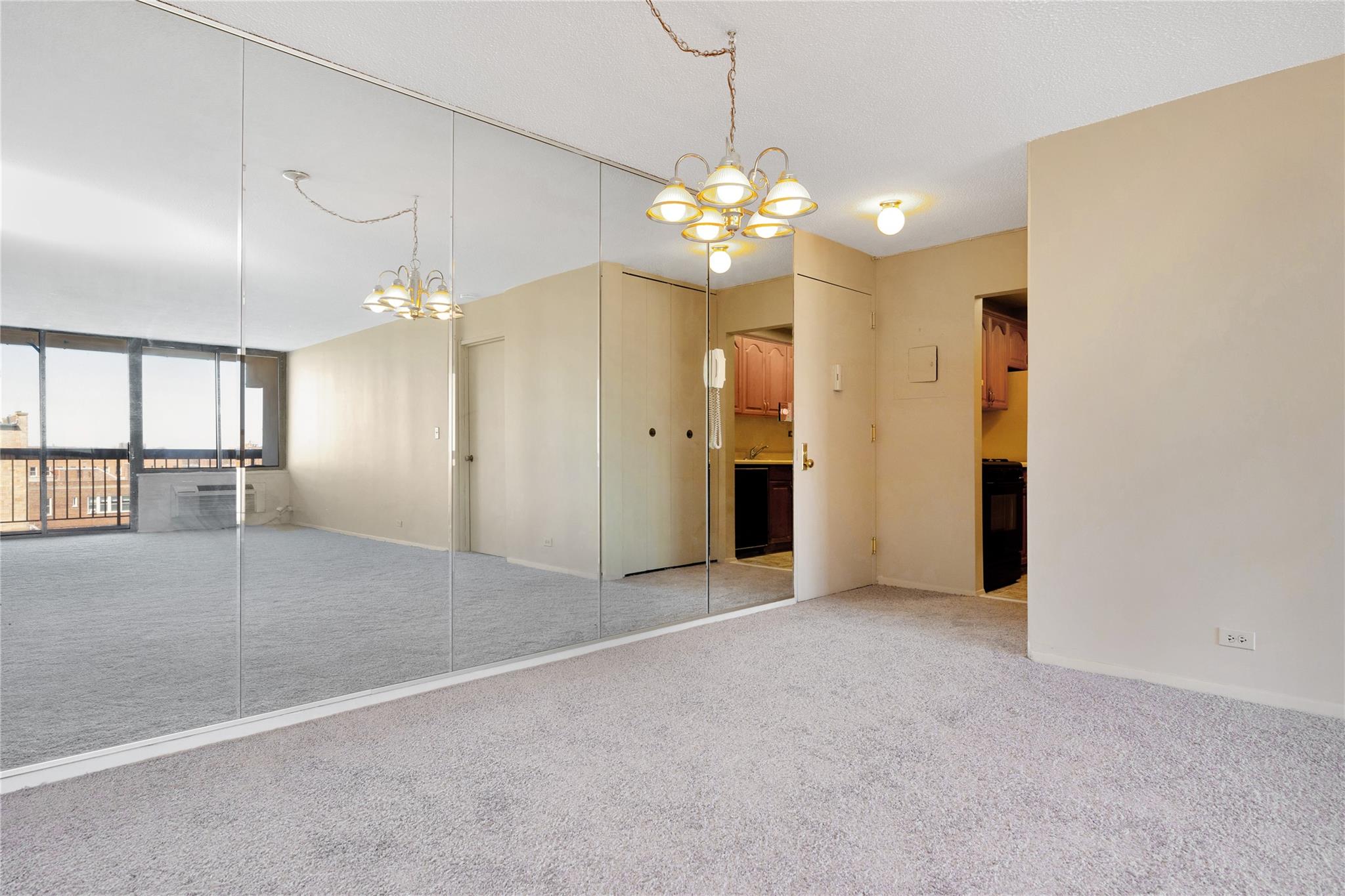 #11 photo, 152-18 Union Turnpike, 法拉盛 Flushing , NY 11367