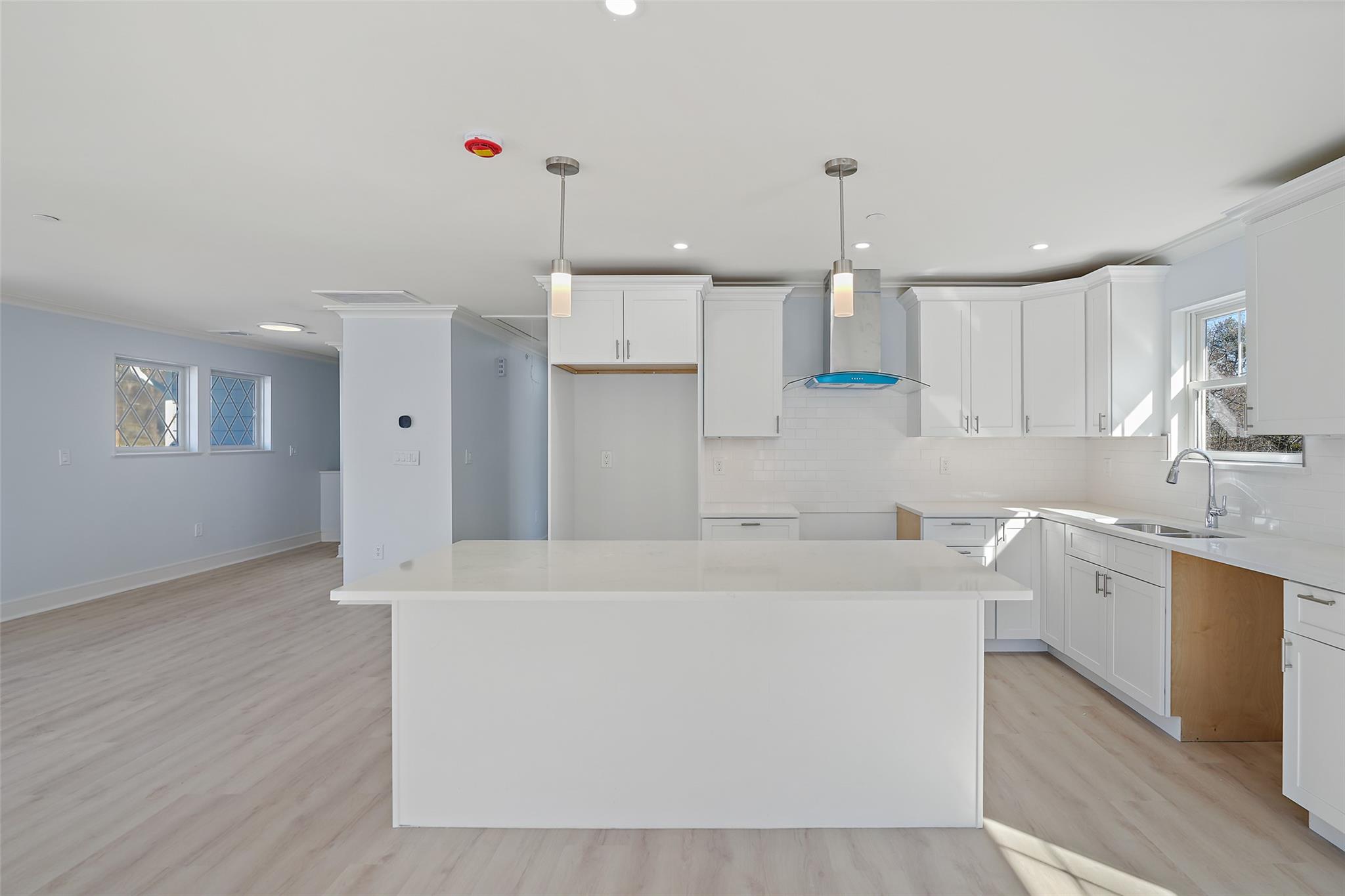 #19 photo, 52 McIntyre Street, Bronxville , NY 10708