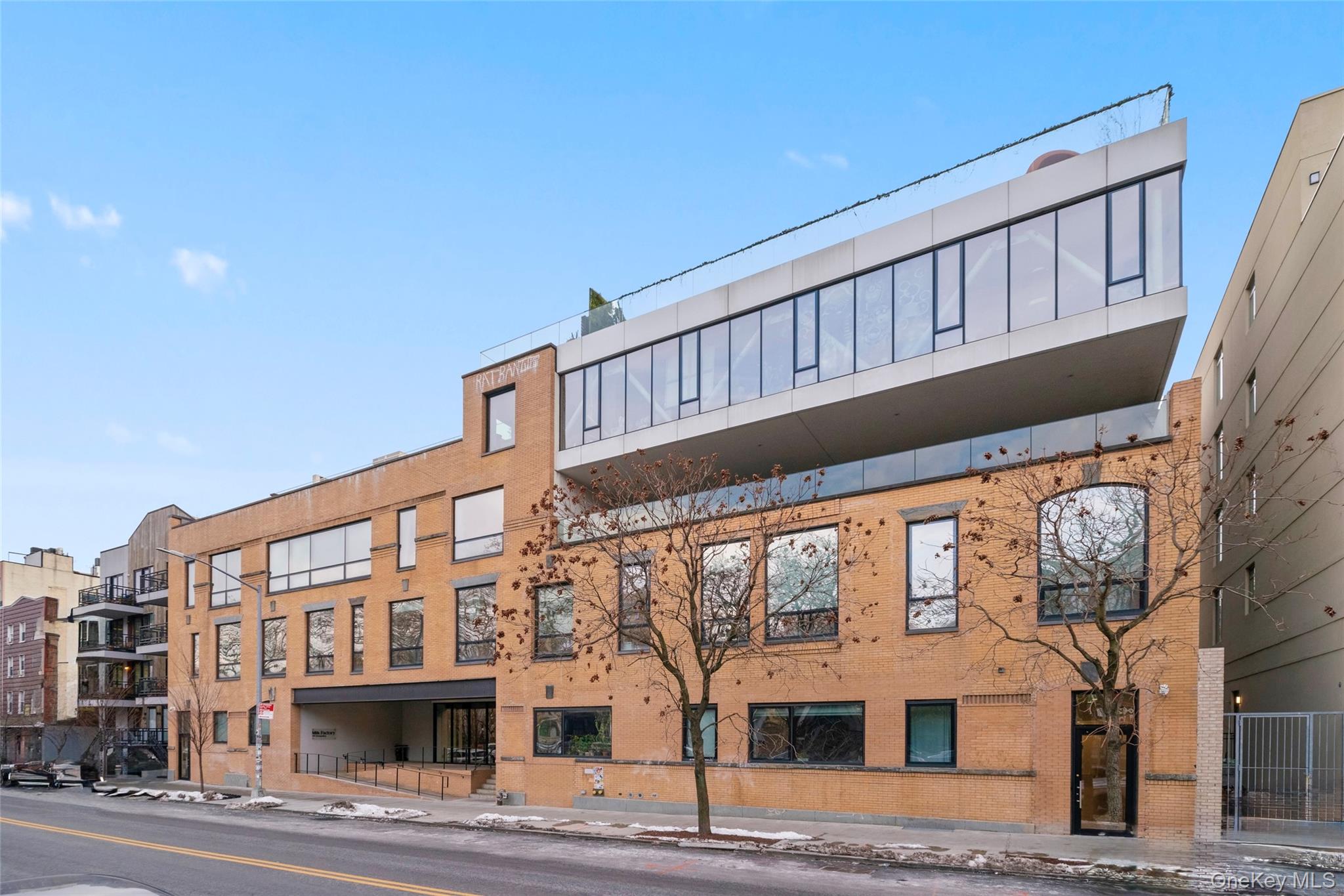 #20 photo, 850 Metropolitan Avenue, Brooklyn , NY 11211