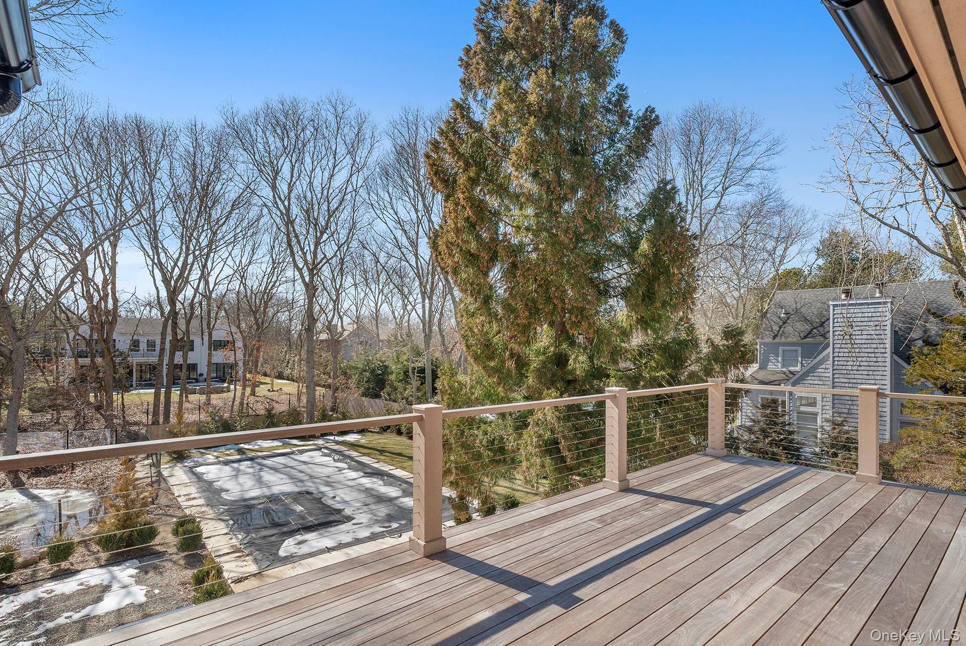 #13 photo, 46 Towhee Trail, מחוז סאפוק East Hampton , NY 11937