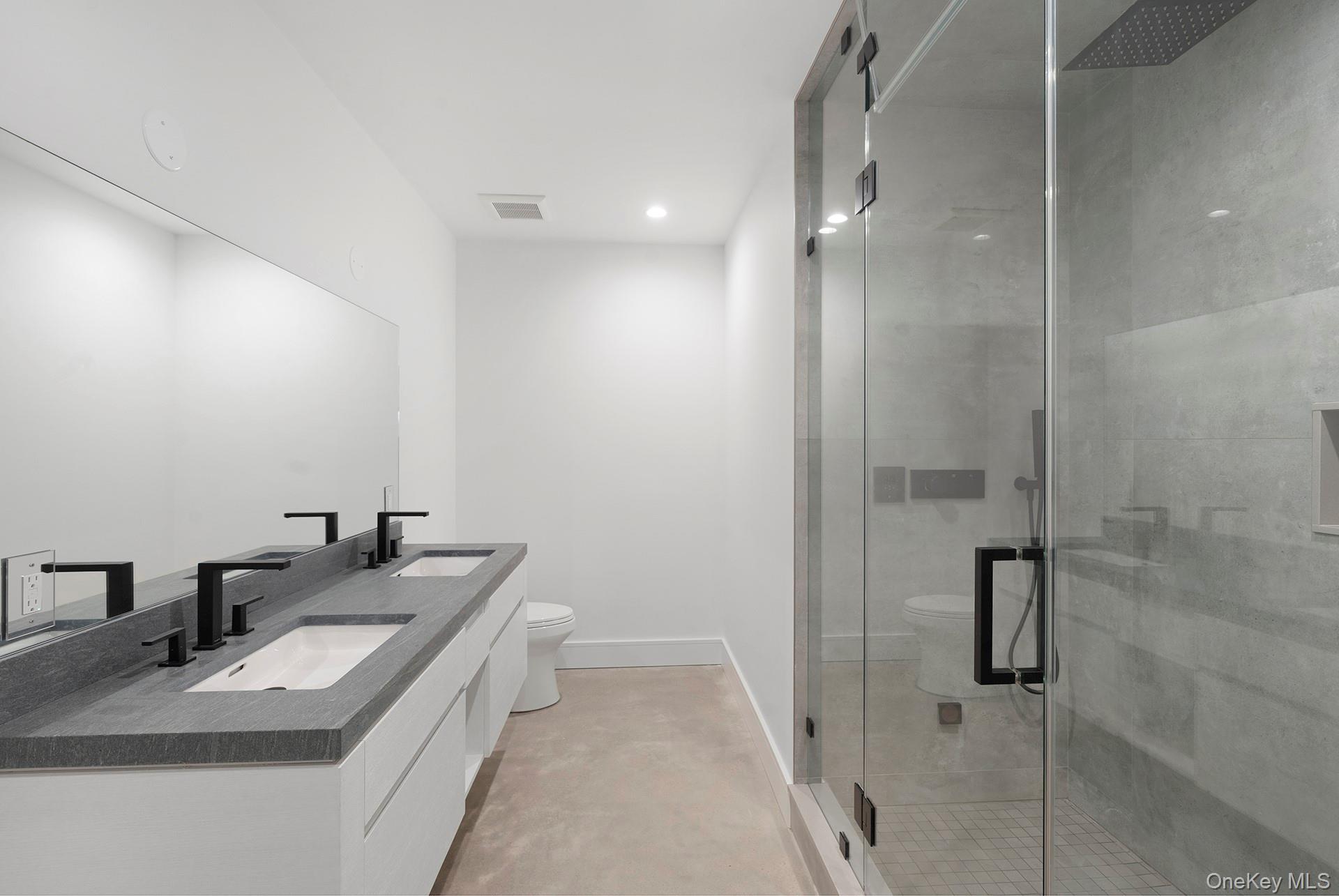 #15 photo, 46 Towhee Trail, מחוז סאפוק East Hampton , NY 11937