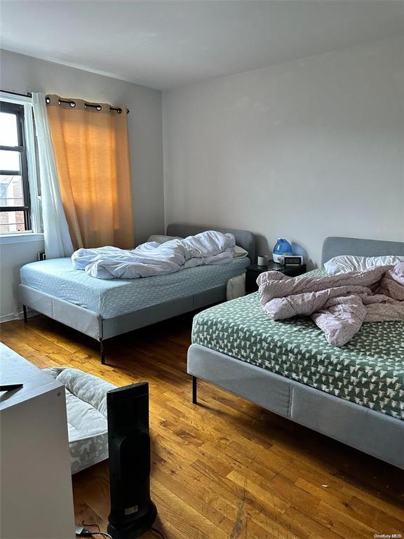 #4 photo, 52-08 90th Street, クイーンズ区 Elmhurst , NY 11373