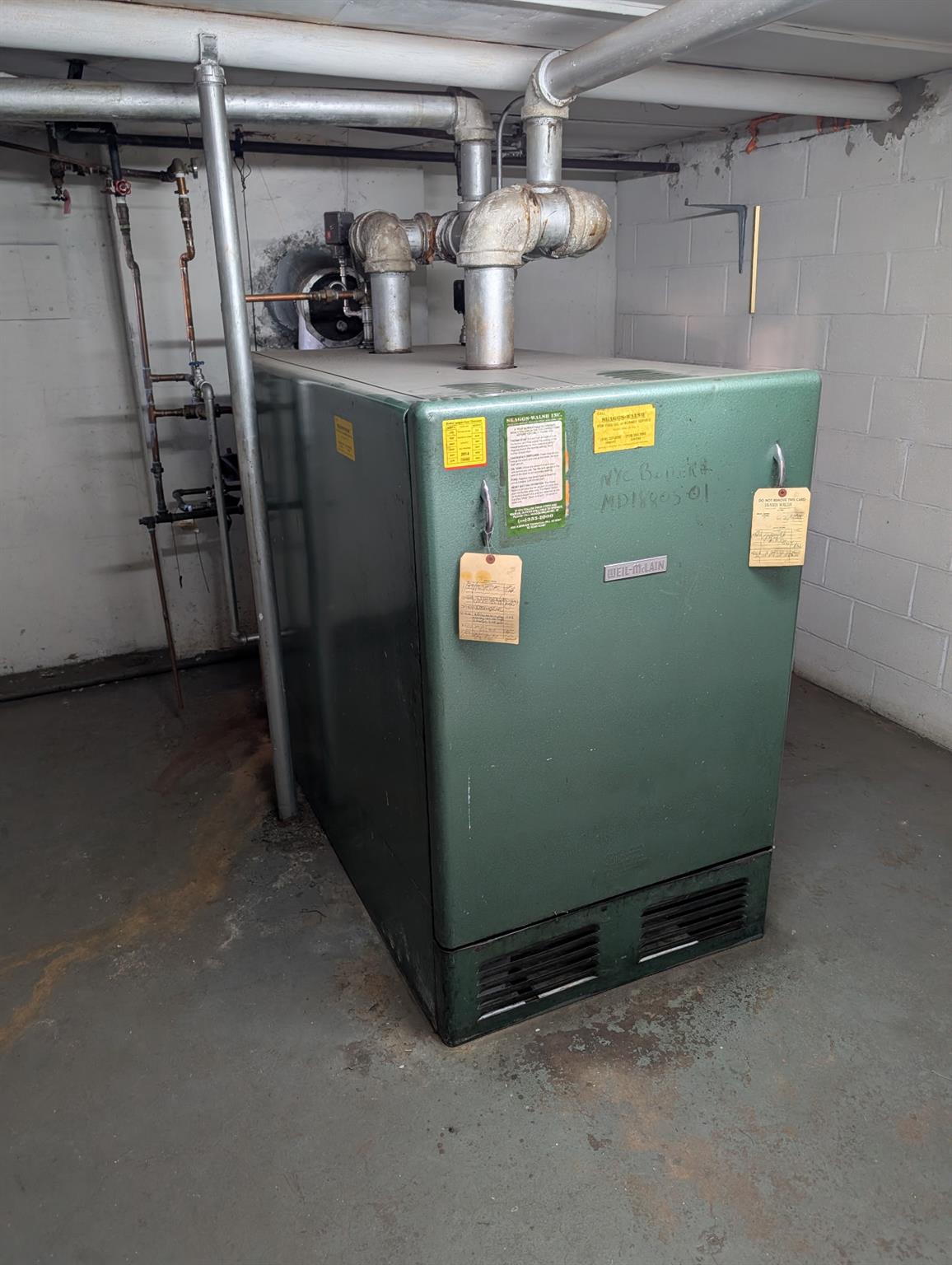 #5 photo, 30-26 49th Street, クイーンズ区 Astoria , NY 11103