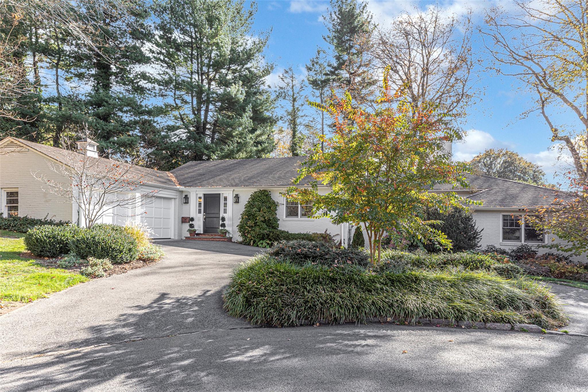 #1 photo, 5 Crampton Road, Bronxville , NY 10708