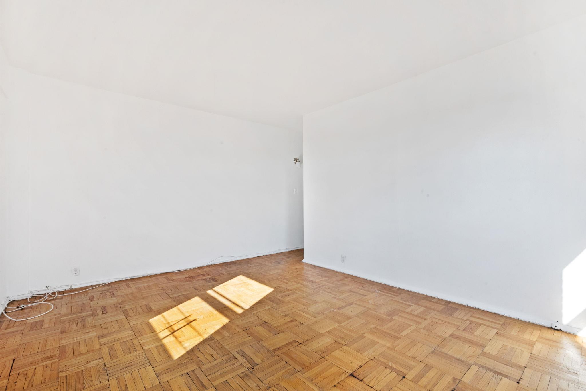 #13 photo, 6 Fordham Hill Oval, 布朗士 Bronx , NY 10468