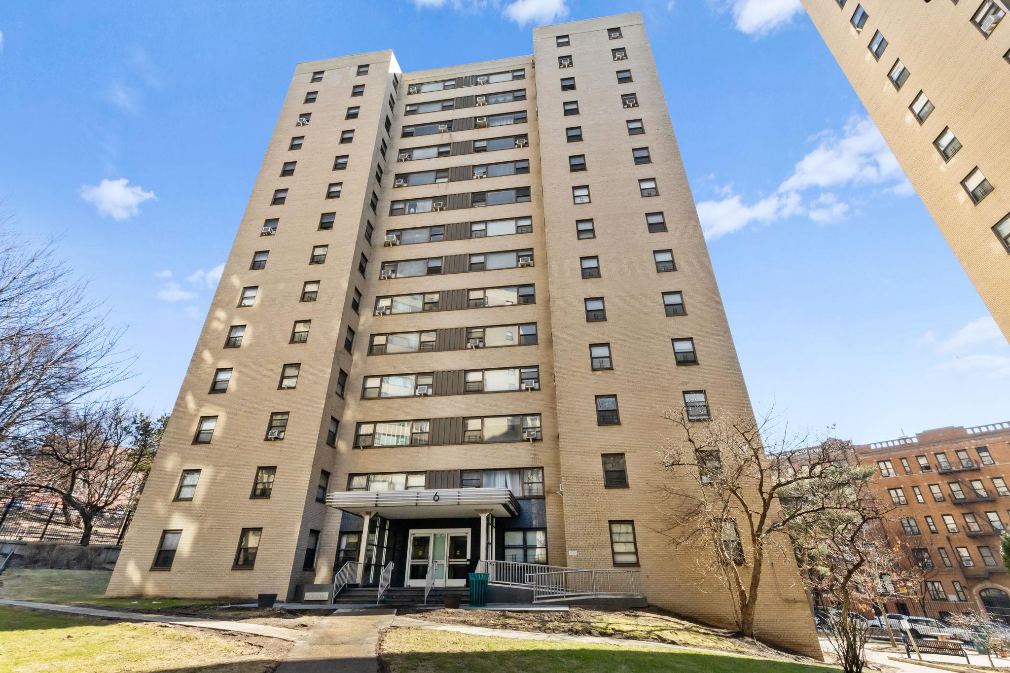#17 photo, 6 Fordham Hill Oval, 布朗士 Bronx , NY 10468