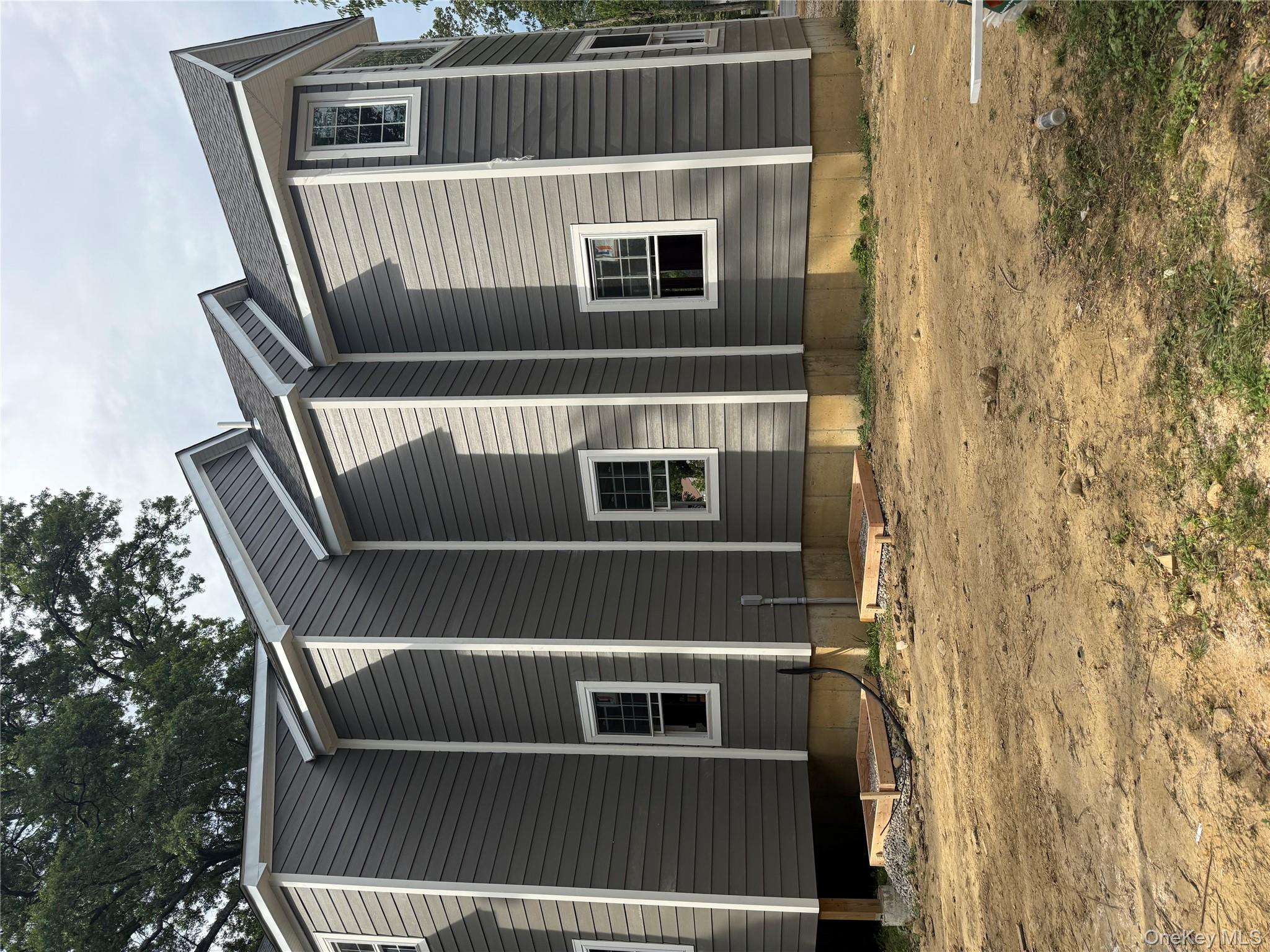 #6 photo, 10 Beaver Landing, Harrison , NY 10528