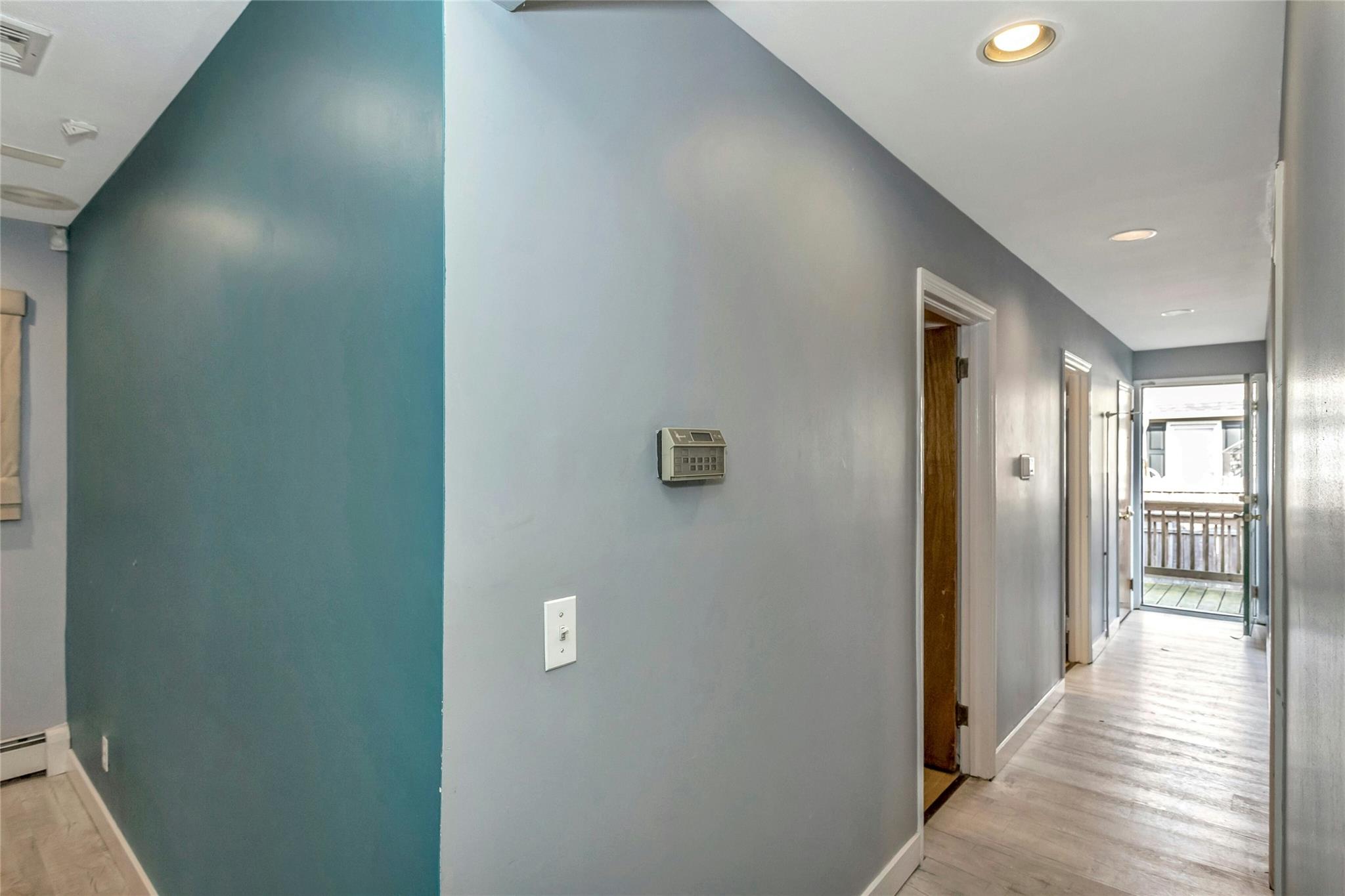 #10 photo, 558 Old Country Road, ナッソー郡 Plainview , NY 11803