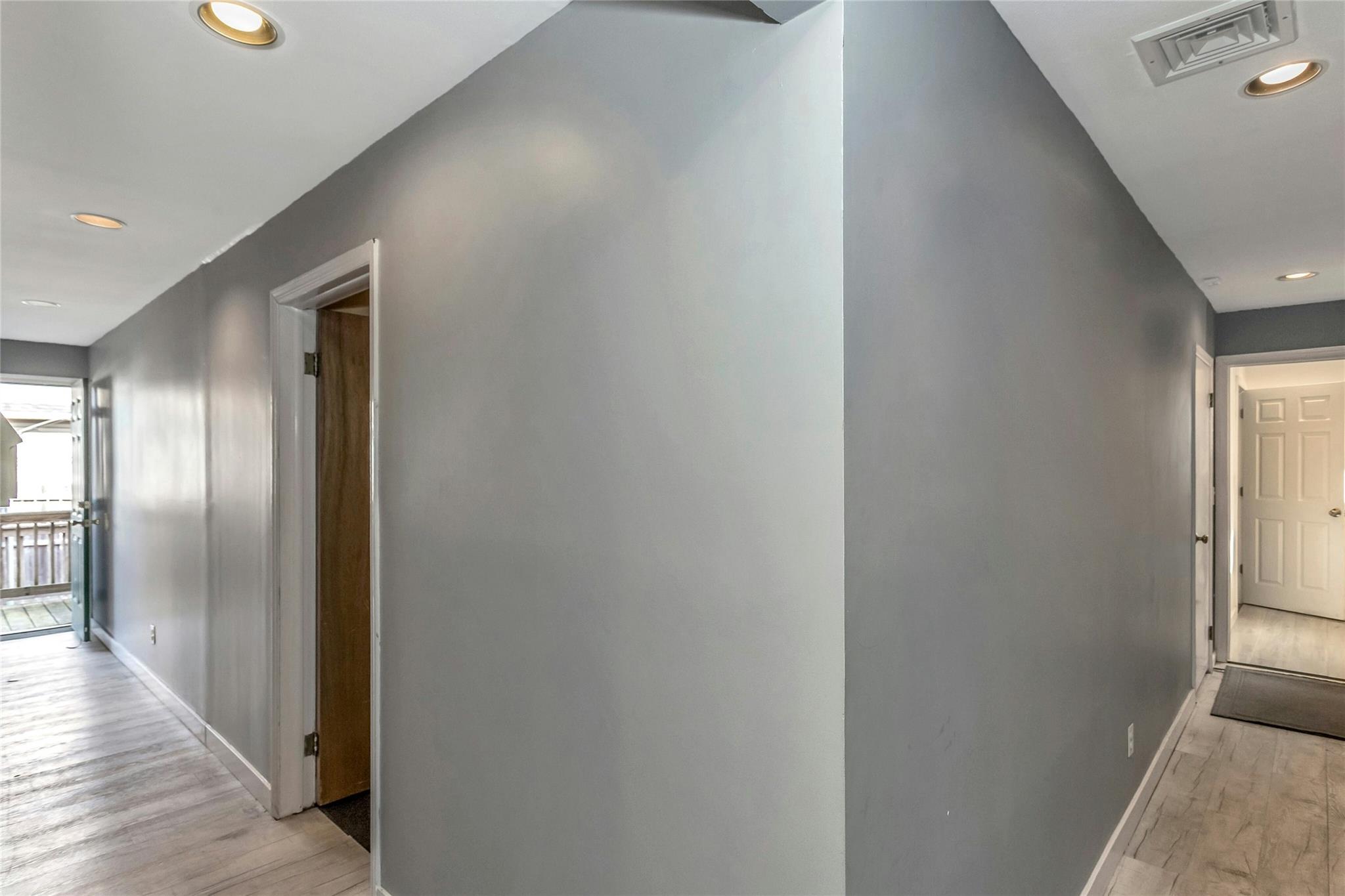 #11 photo, 558 Old Country Road, ナッソー郡 Plainview , NY 11803