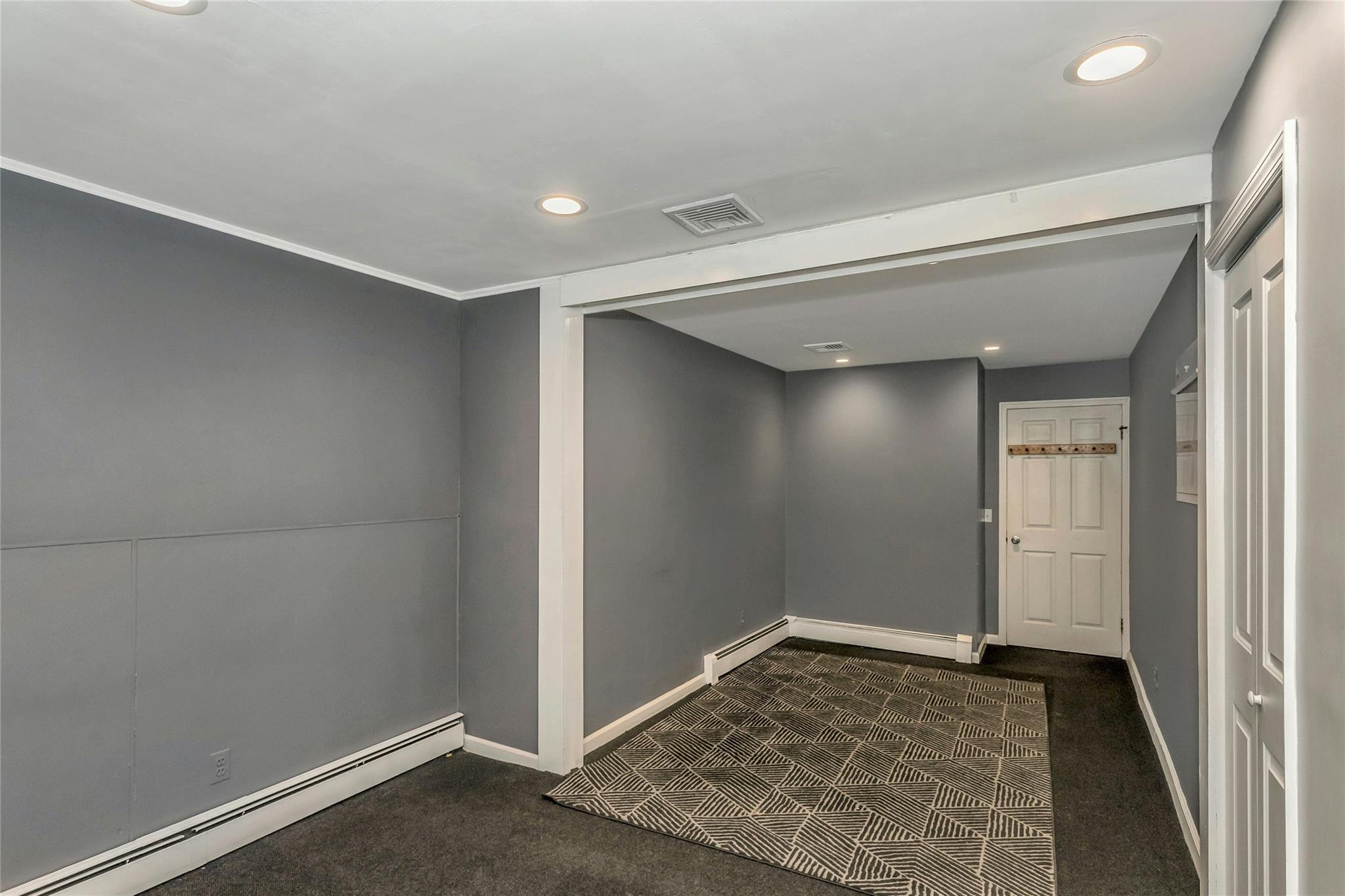 #14 photo, 558 Old Country Road, ナッソー郡 Plainview , NY 11803