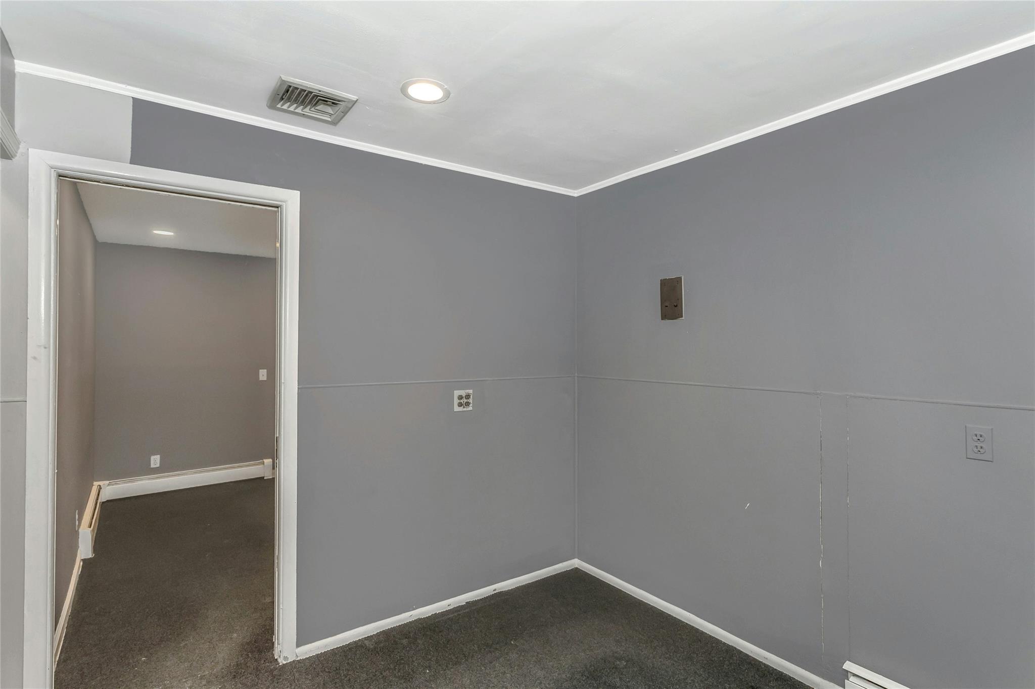 #17 photo, 558 Old Country Road, ナッソー郡 Plainview , NY 11803