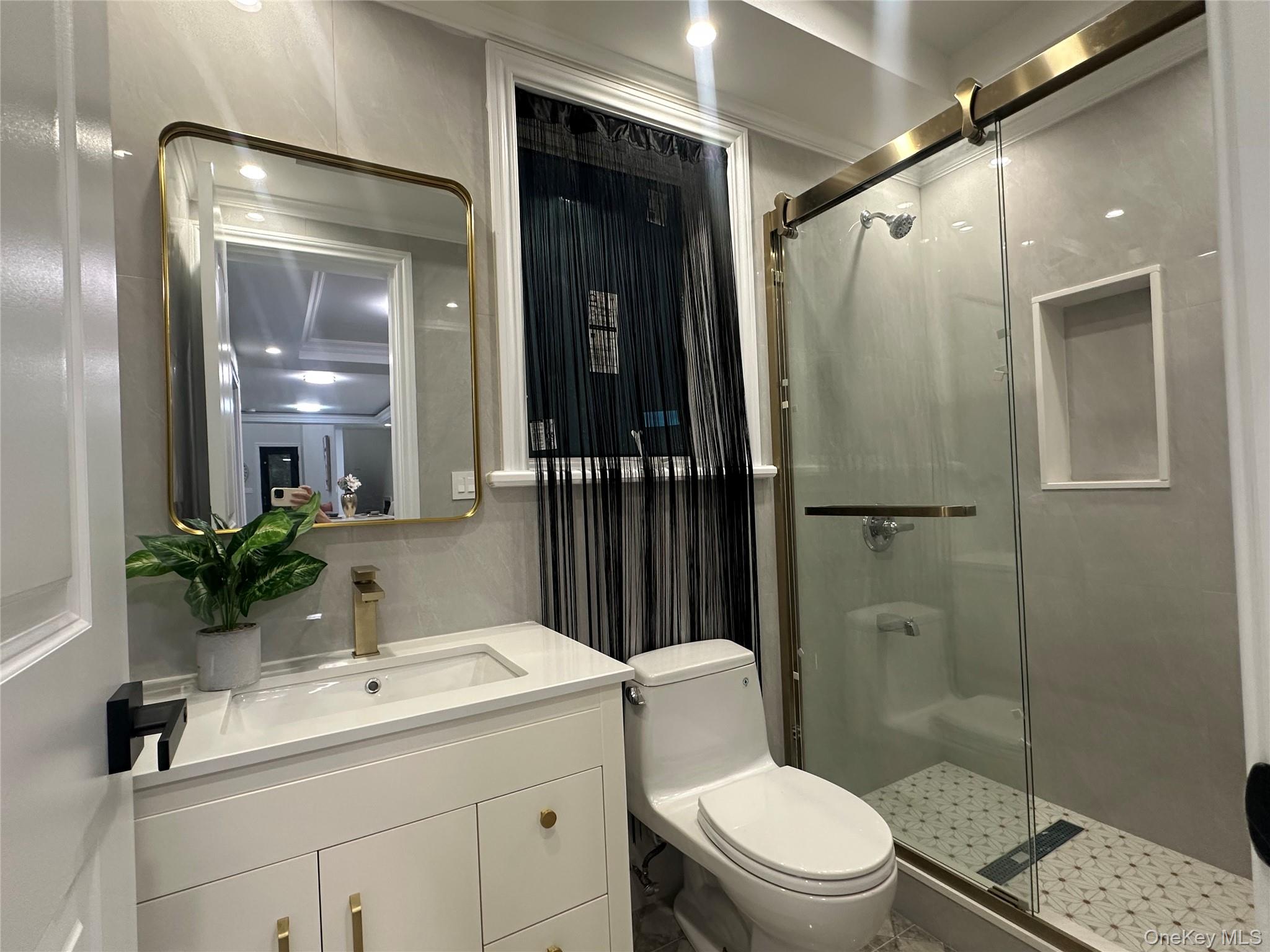 #11 photo, 46-38 204 Street, クイーンズ区 Bayside , NY 11361