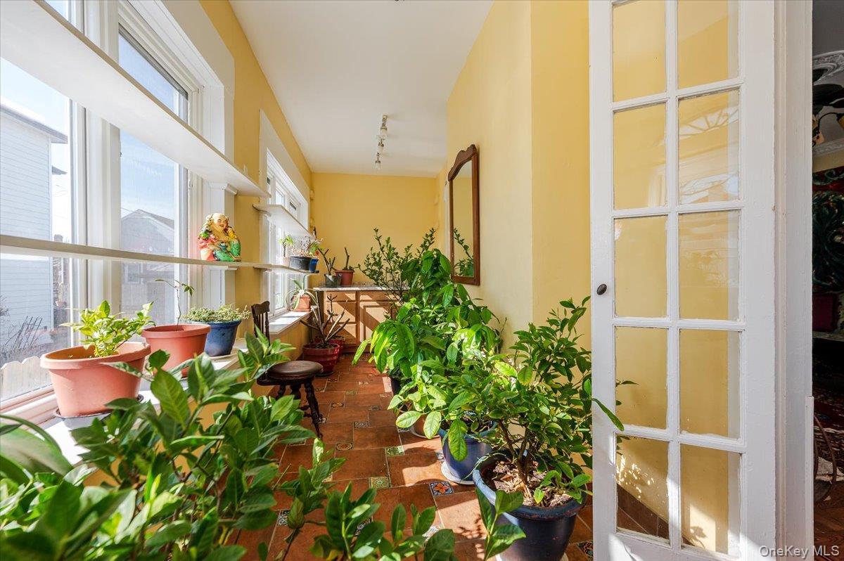 #6 photo, 211 Laurelton Boulevard, ナッソー郡 Long Beach , NY 11561