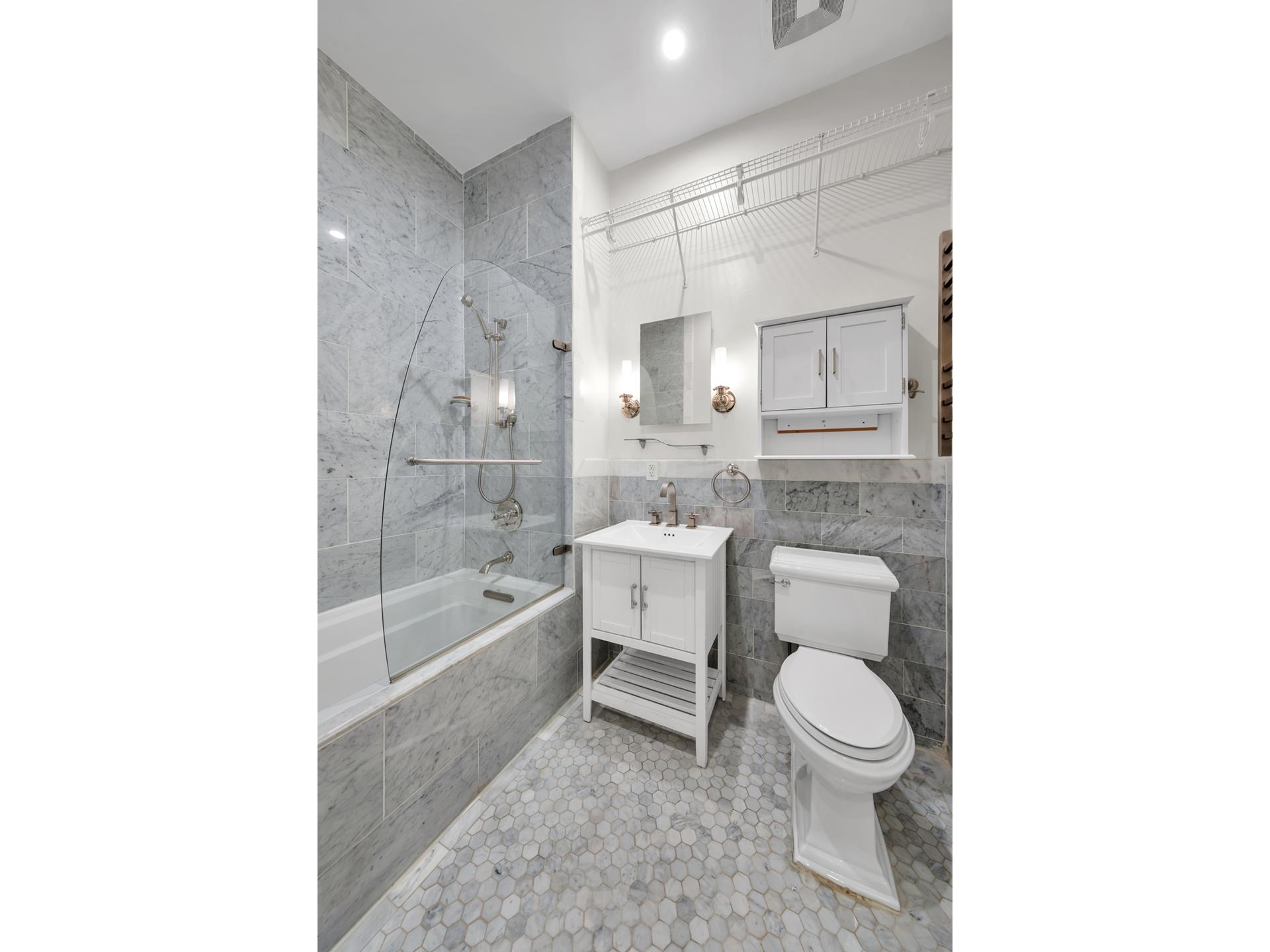 #16 photo, 32 E 74TH Street, マンハッタン Lenox Hill , NY 10021