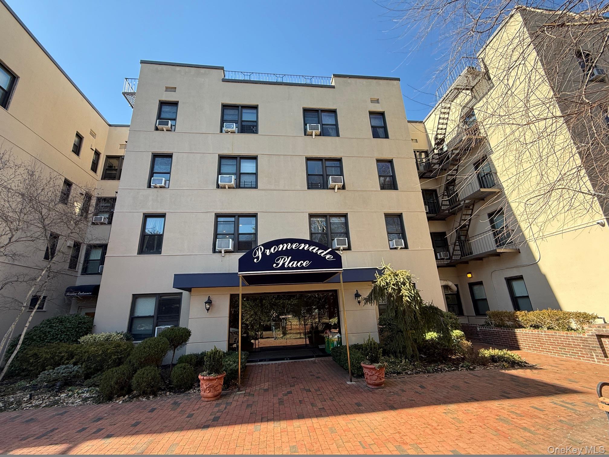 #2 photo, 11 Wooleys Lane, ナッソー郡 Great Neck , NY 11023