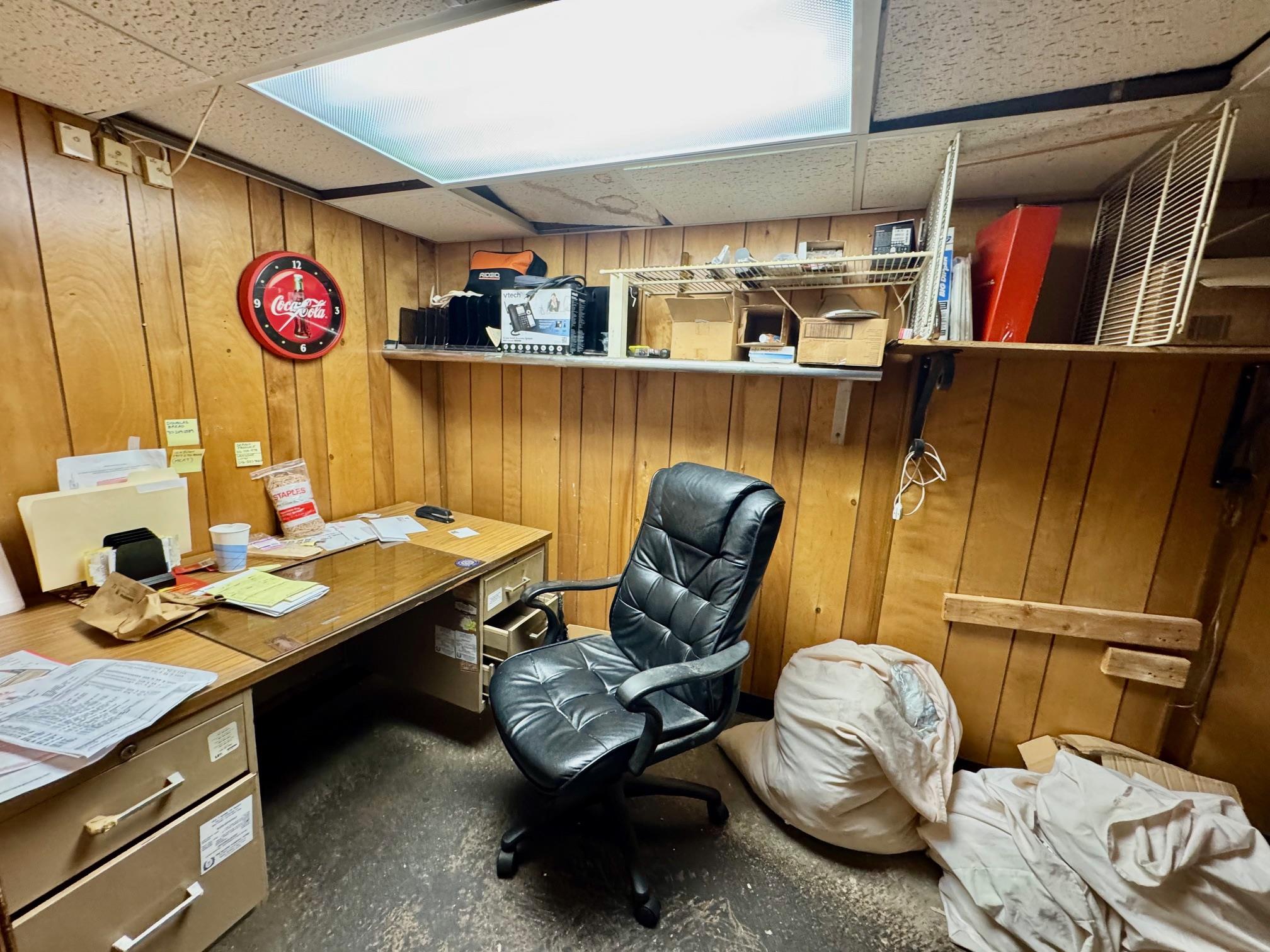 #13 photo, 200 Rockaway Avenue, ナッソー郡 Valley Stream , NY 11580