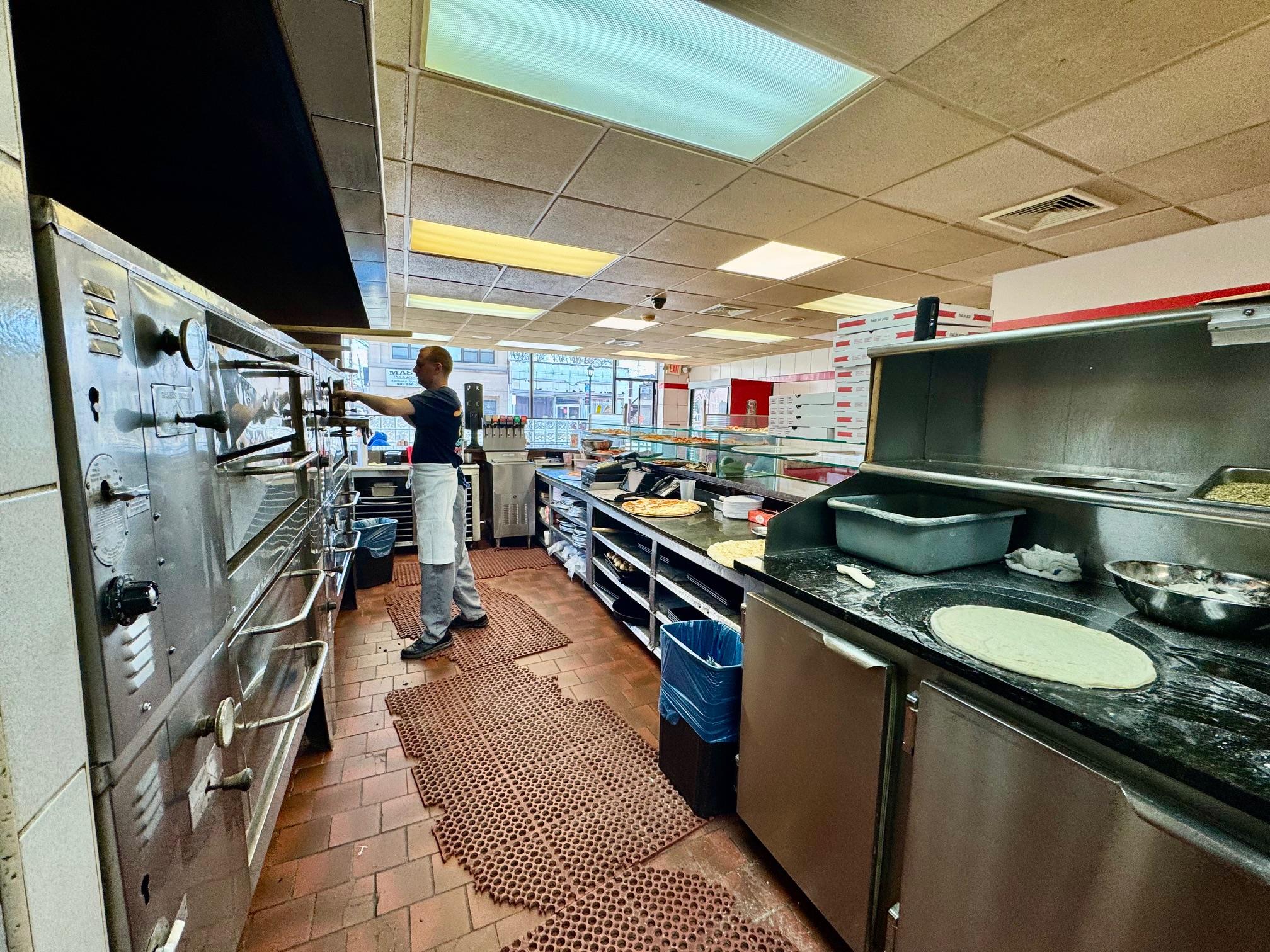 #7 photo, 200 Rockaway Avenue, ナッソー郡 Valley Stream , NY 11580