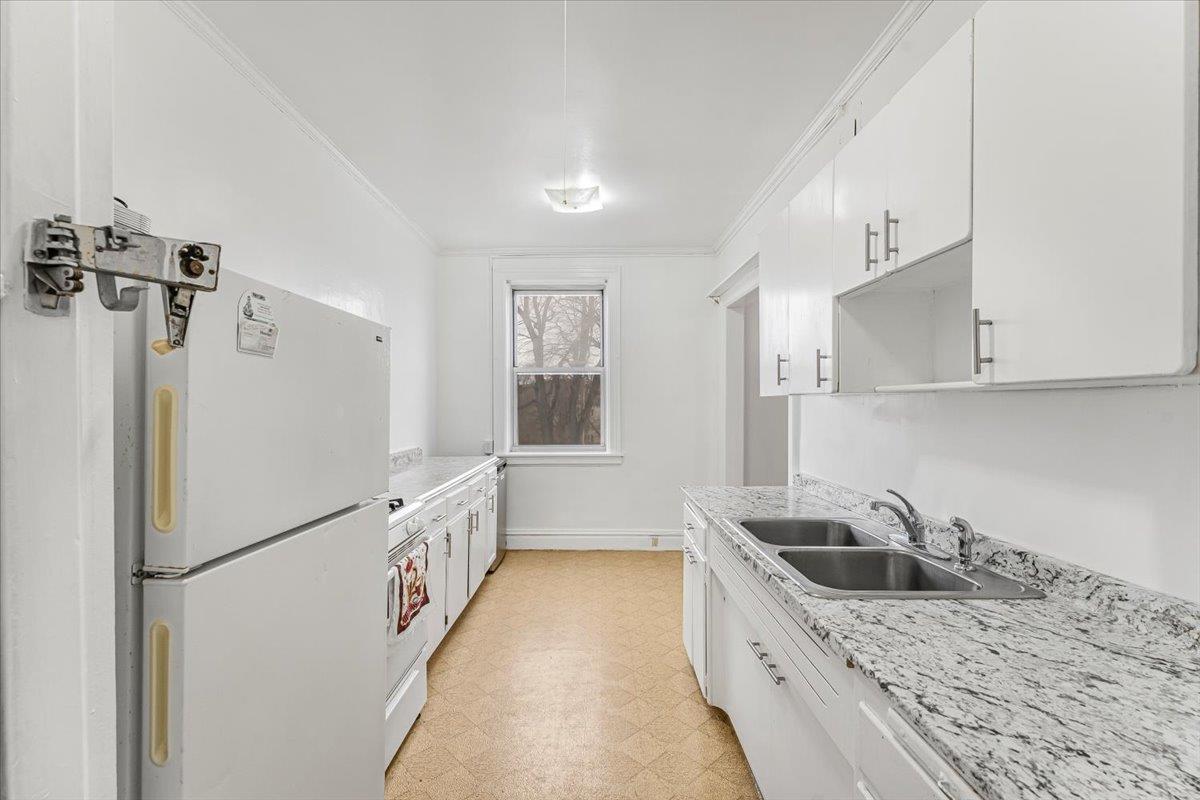 #8 photo, 445 Gramatan Avenue, Mount Vernon , NY 10552