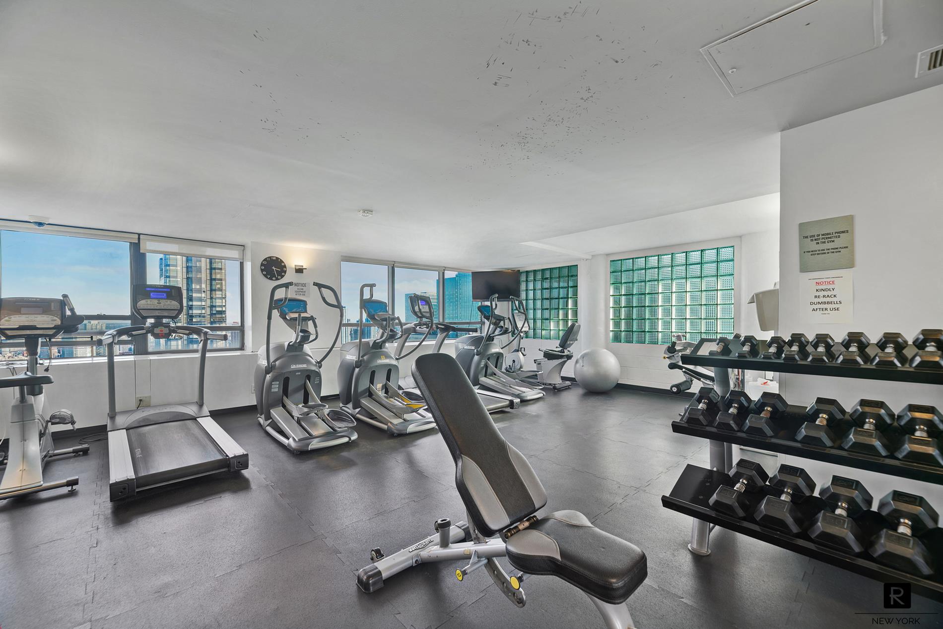 #17 photo, 240 E 47th Street, マンハッタン Turtle Bay , NY 10017