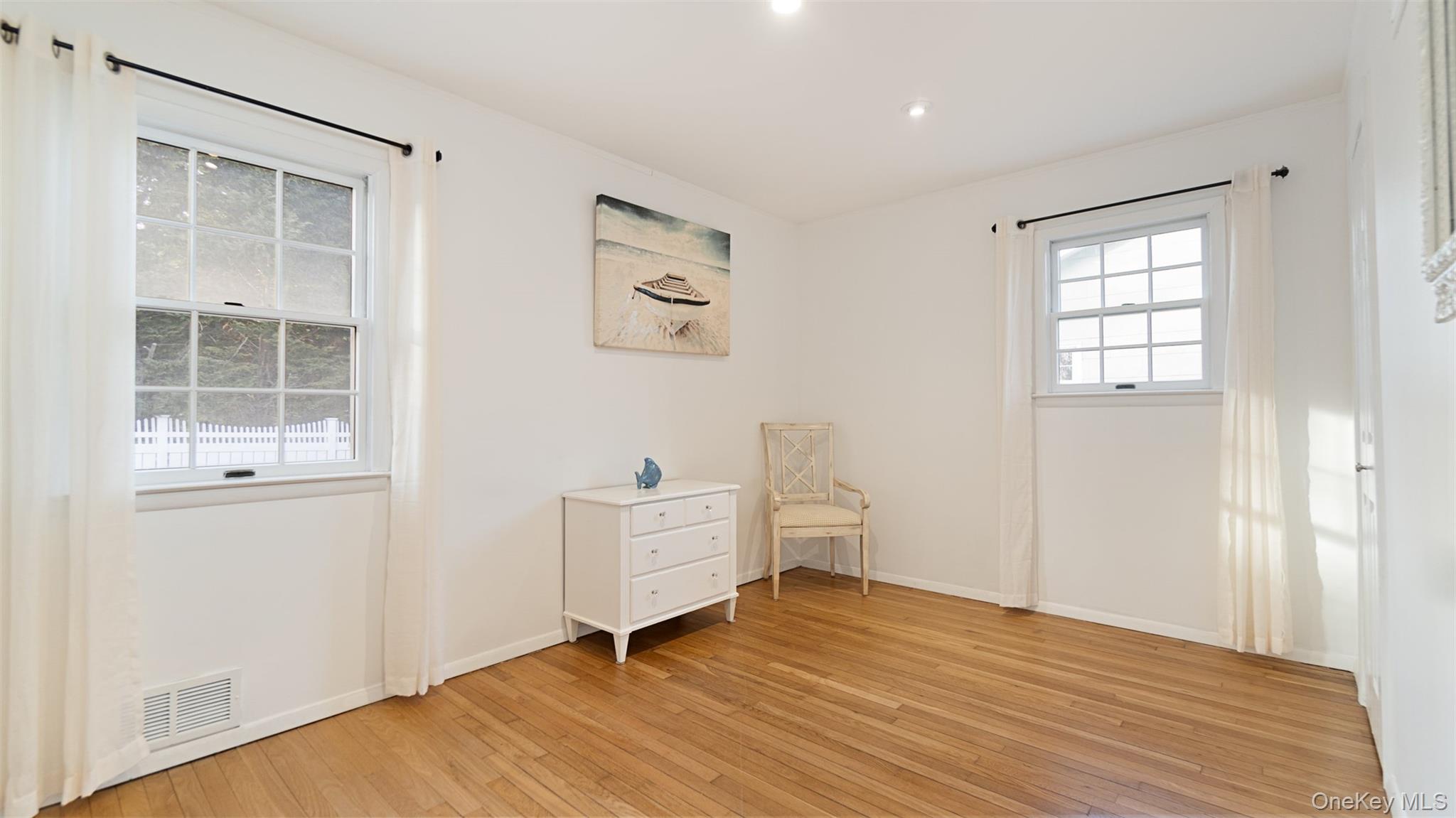 #17 photo, 5225 Peconic Bay Boulevard, 東長島 Laurel , NY 11948